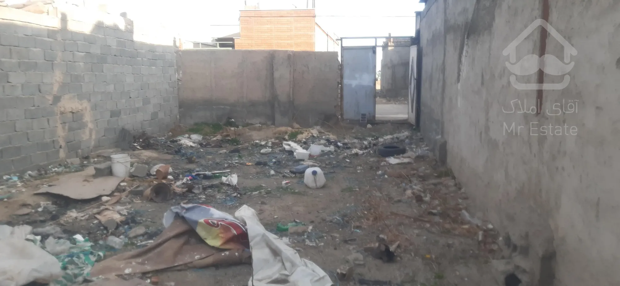 فروش زمین مسکونی چهار دیواری