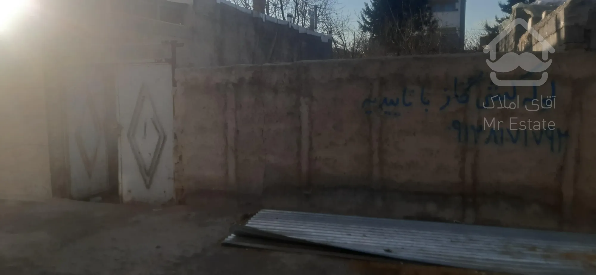 فروش زمین مسکونی چهار دیواری