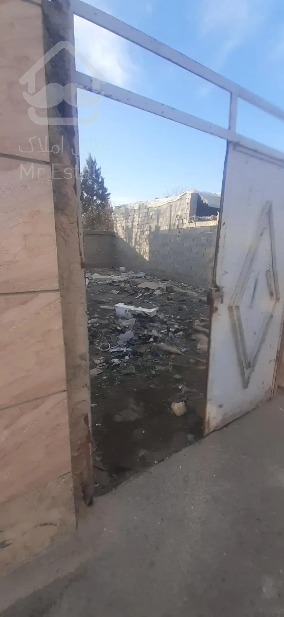 فروش زمین مسکونی چهار دیواری