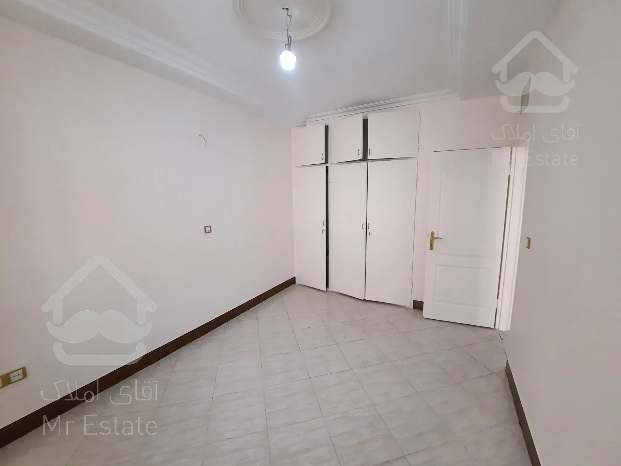 ۱۲۷متر آپارتمان تک واحدی ط۲ اندیشه شهرک صدف