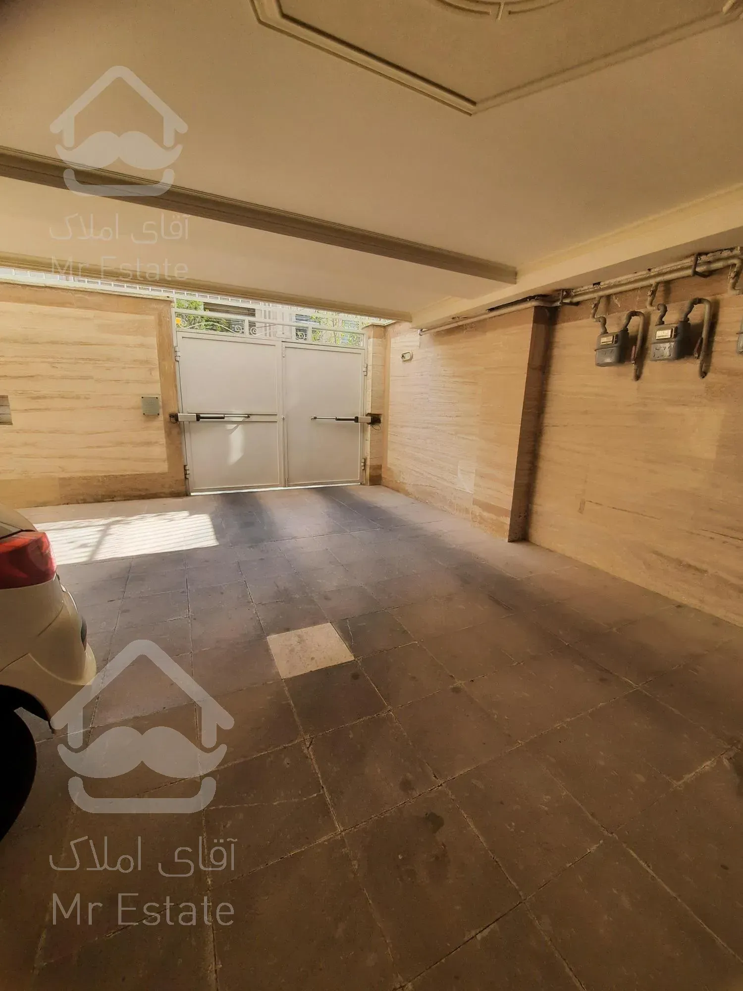 ۱۲۷متر آپارتمان تک واحدی ط۲ اندیشه شهرک صدف