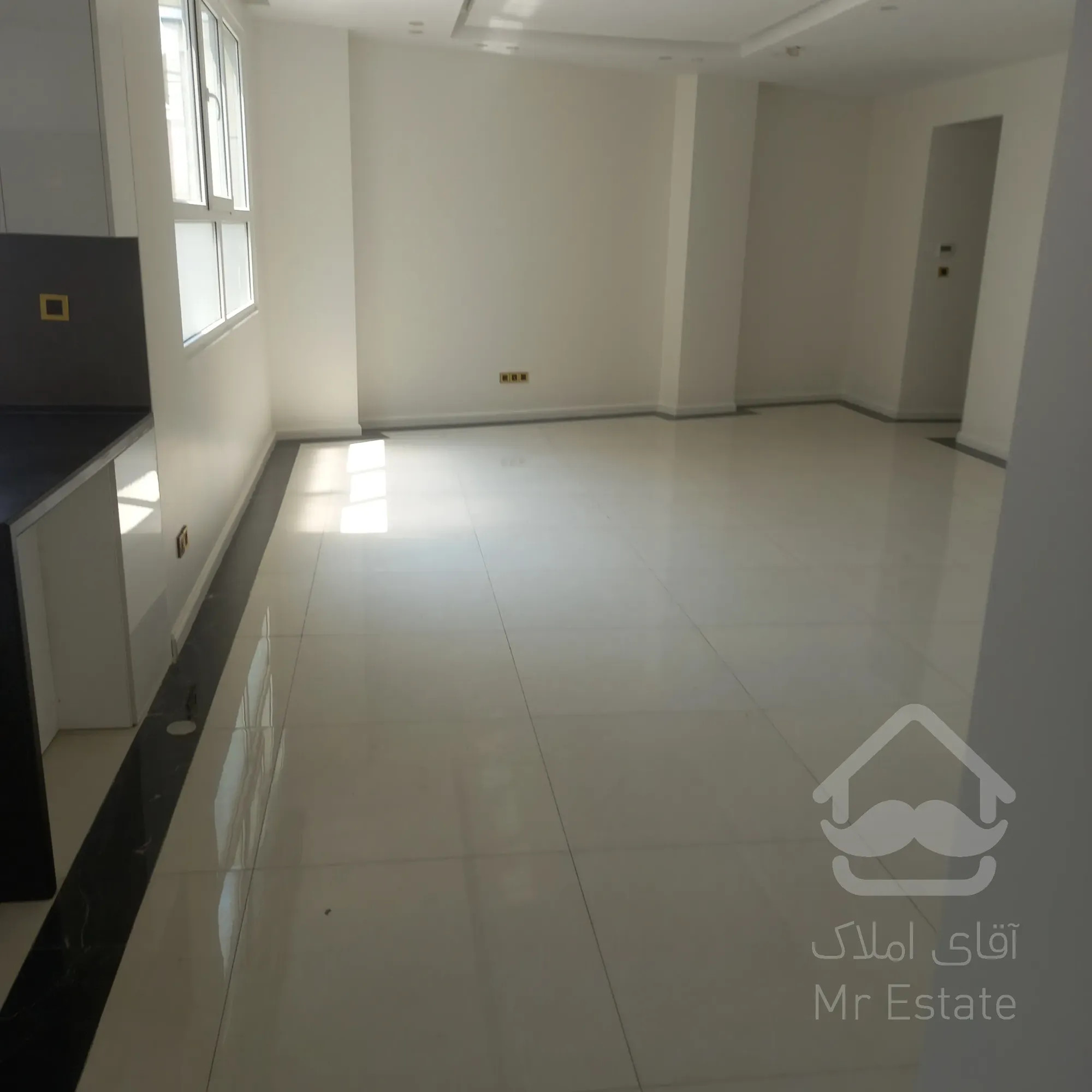 155 متر پاسداران