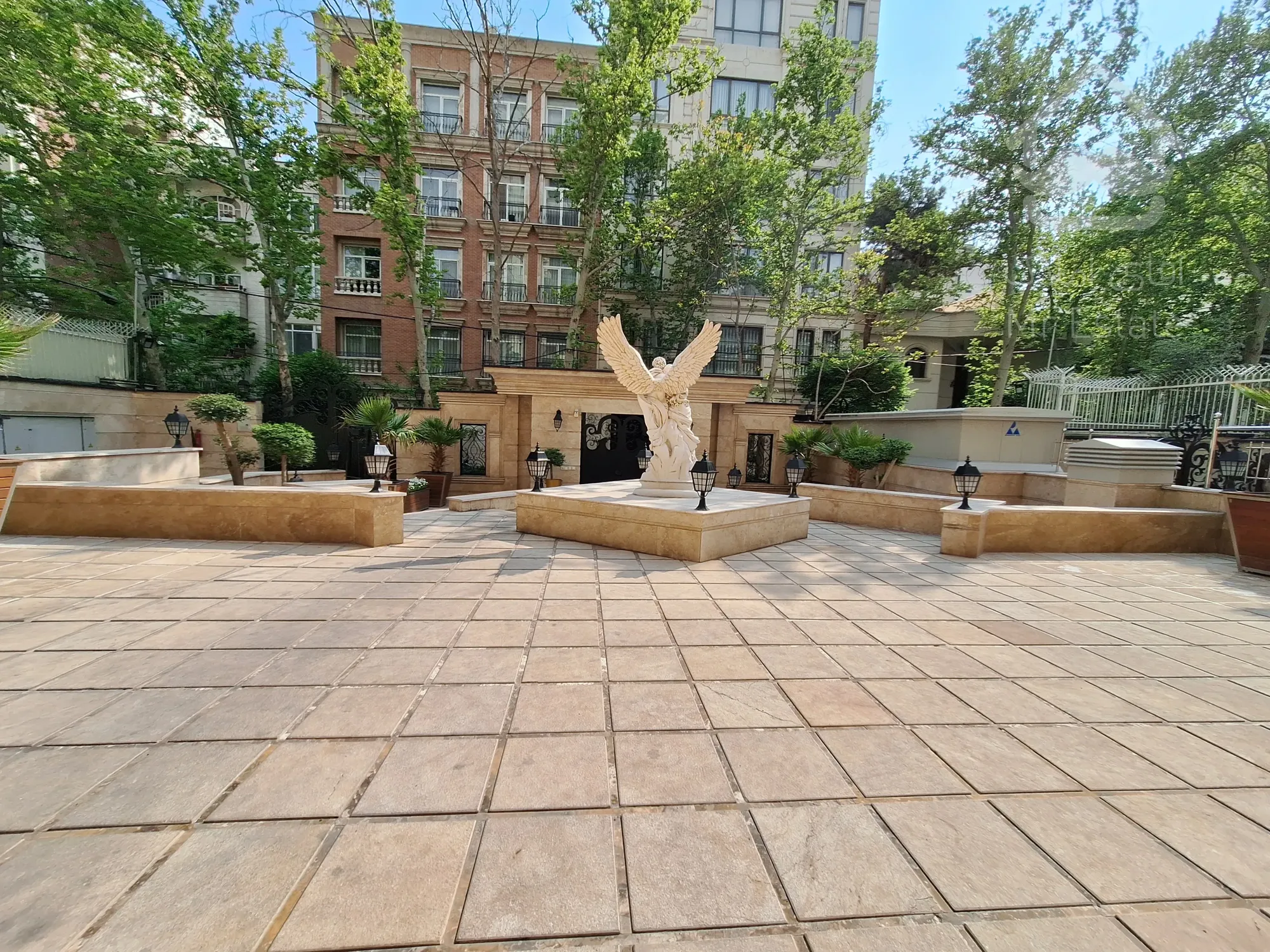 اجاره 400 متری فرمانیه