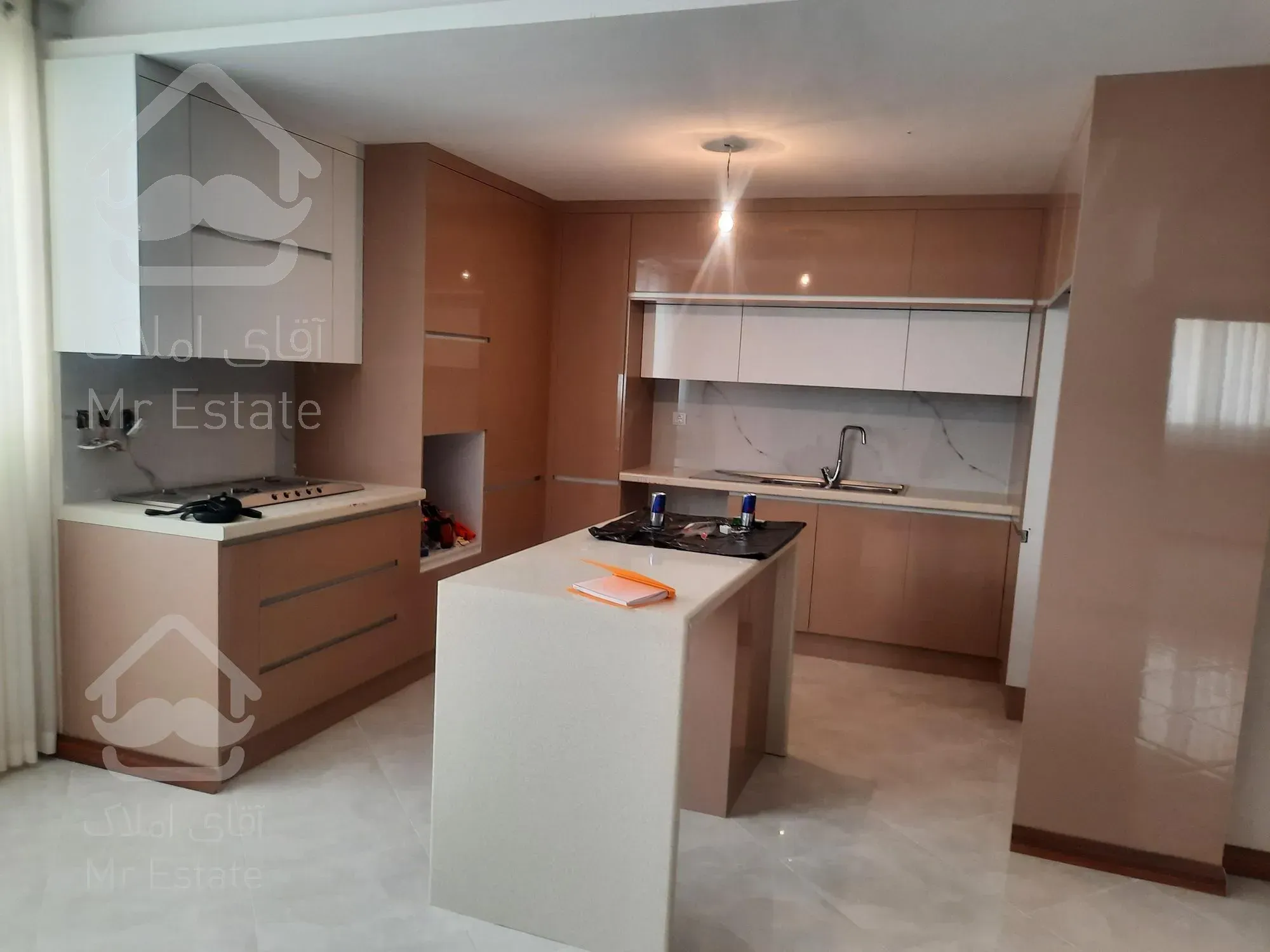 آپارتمان سه خوابه 150متردوبرکوچه شریف بلوارفدک