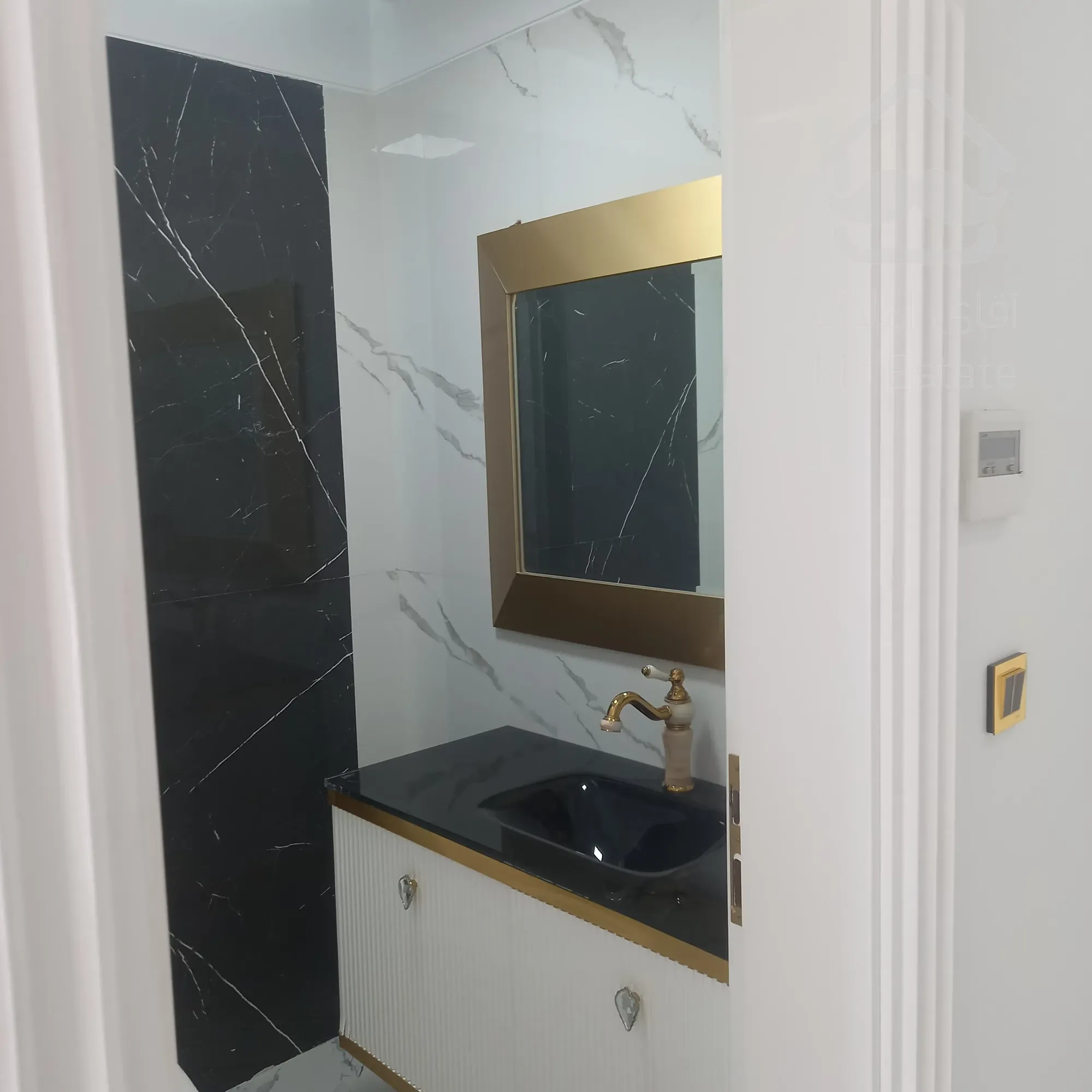 150 متر فروش هروی