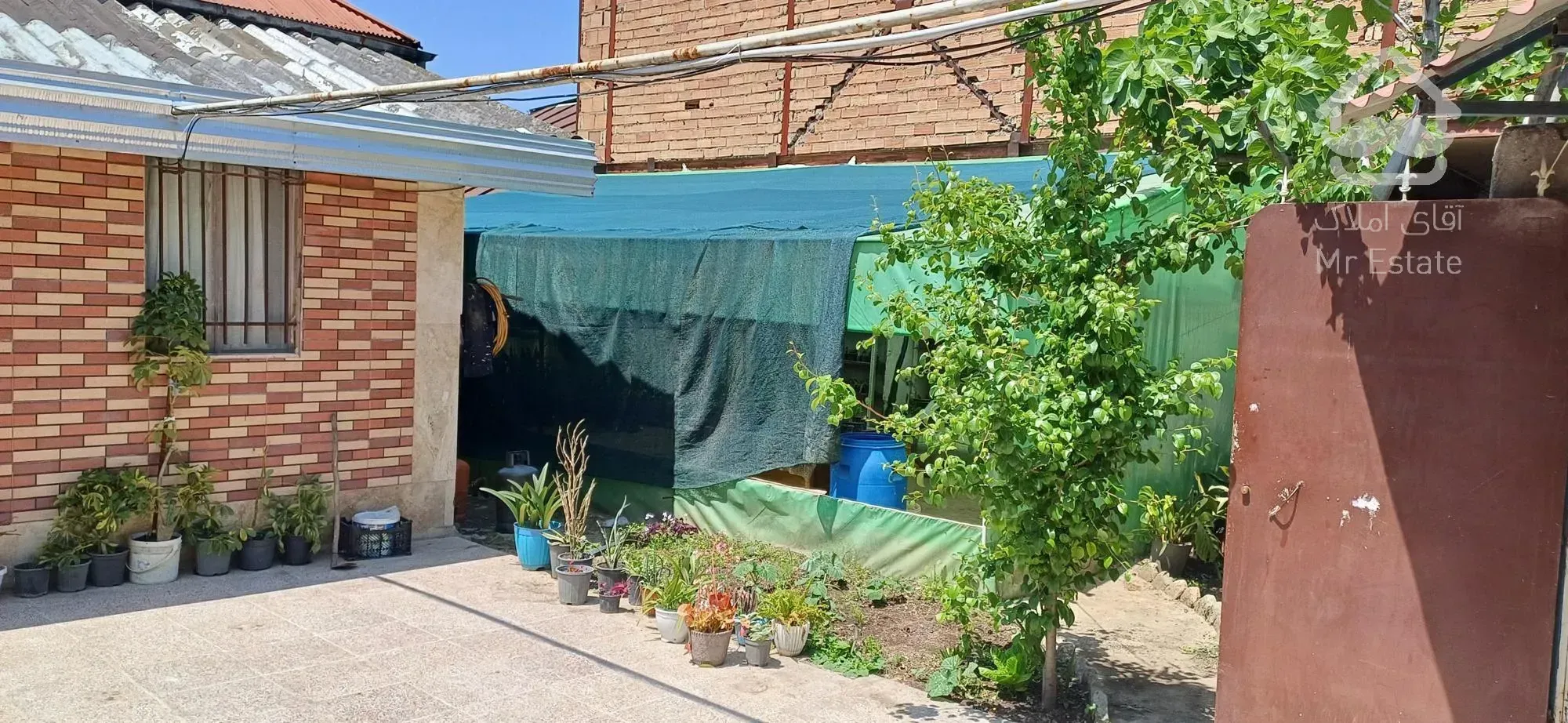 فروش زمین کلنگی ولی قابل سکونت