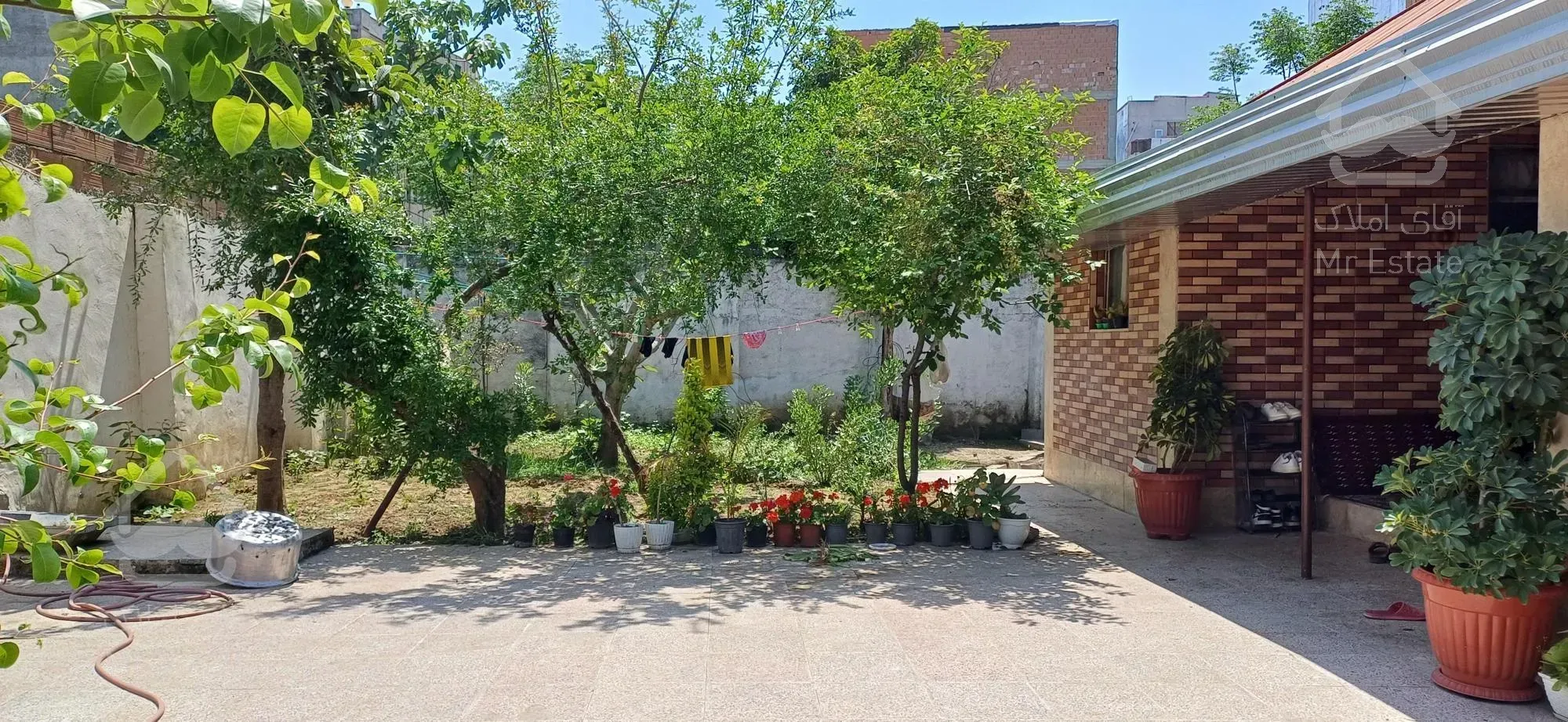 فروش زمین کلنگی ولی قابل سکونت