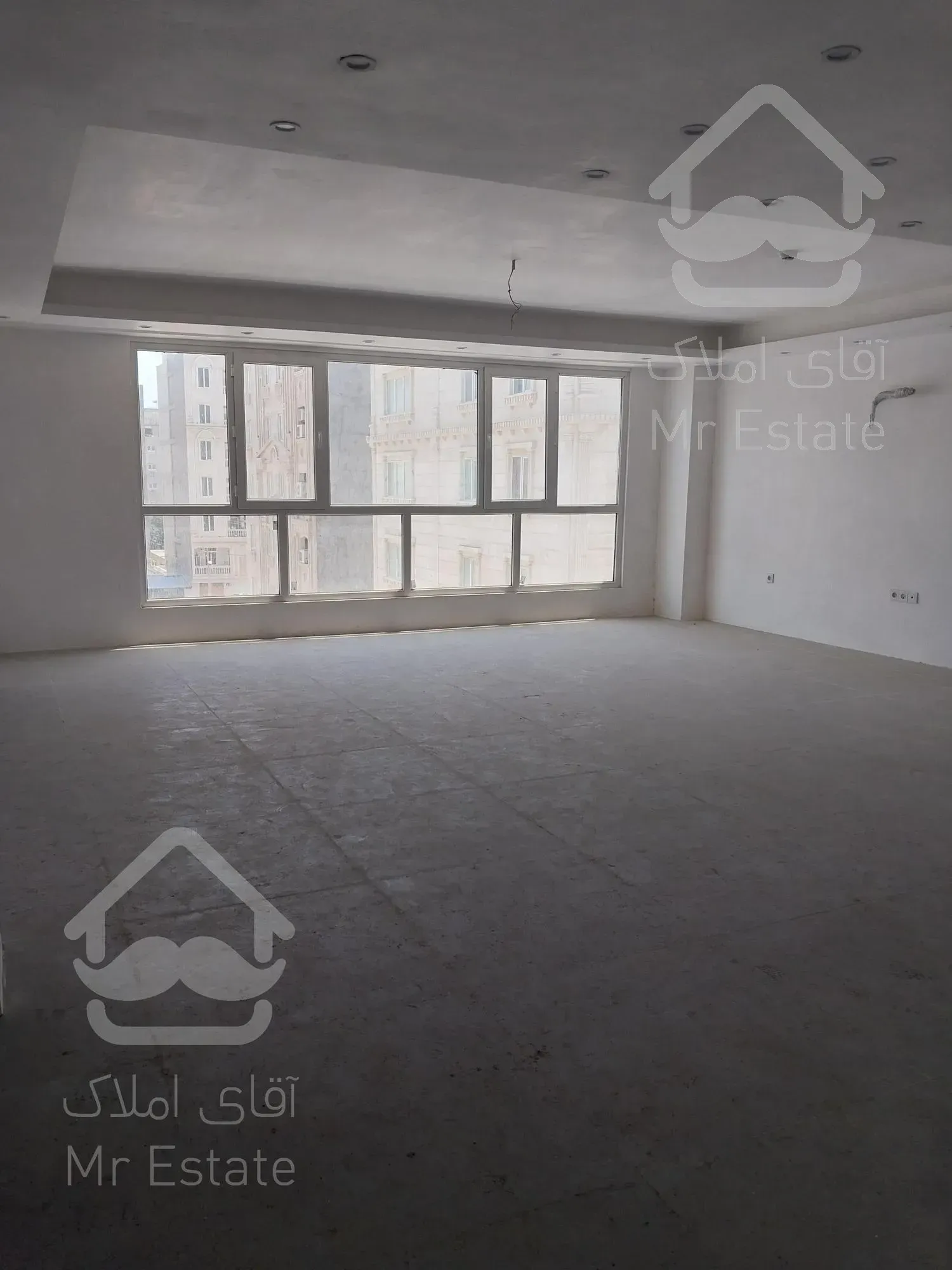 فروش آپارتمان ۱۸۱ متری گلشهرشمالی