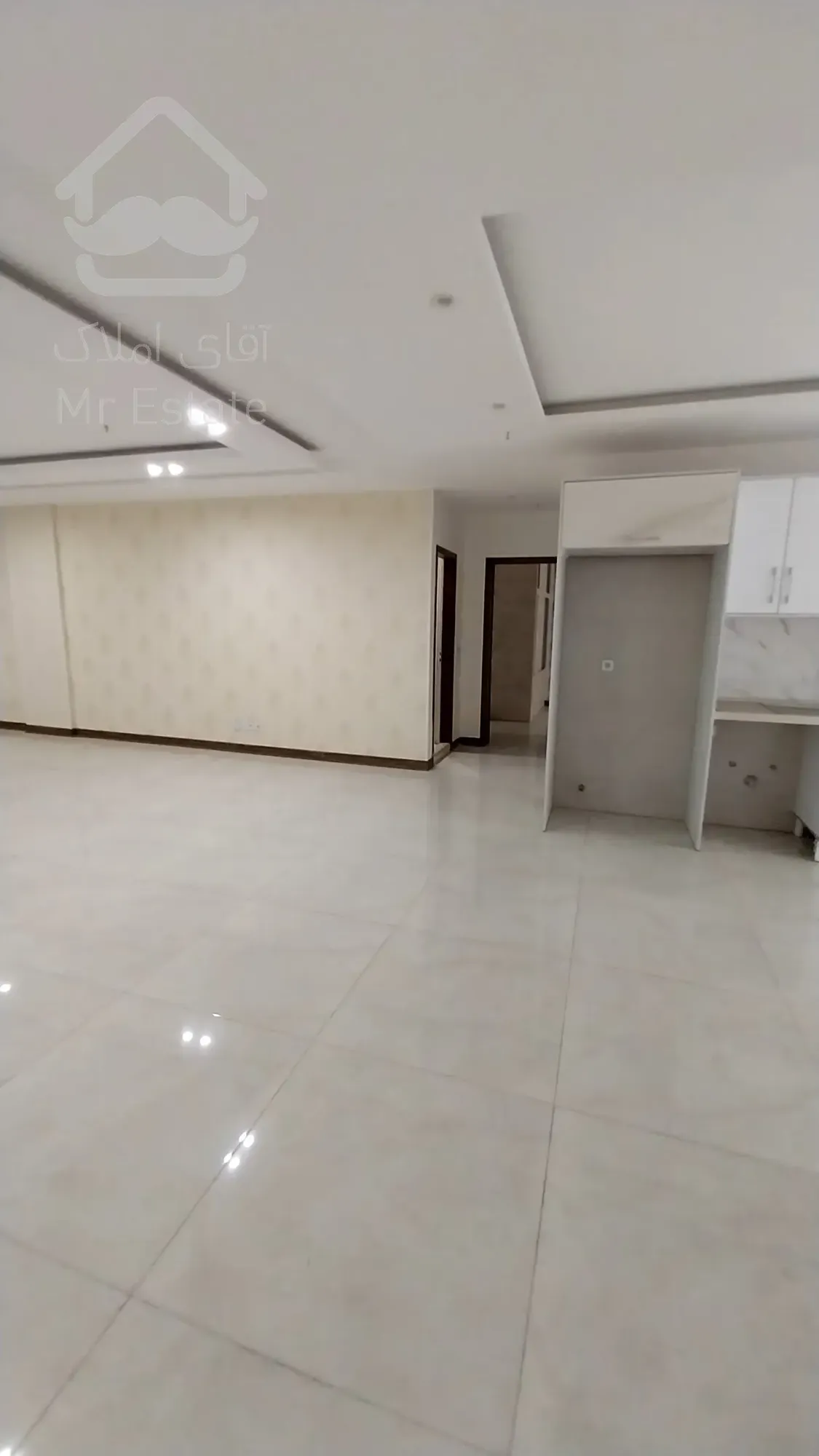 فروش واحد 123 متری در رونیکاپالاس هروی