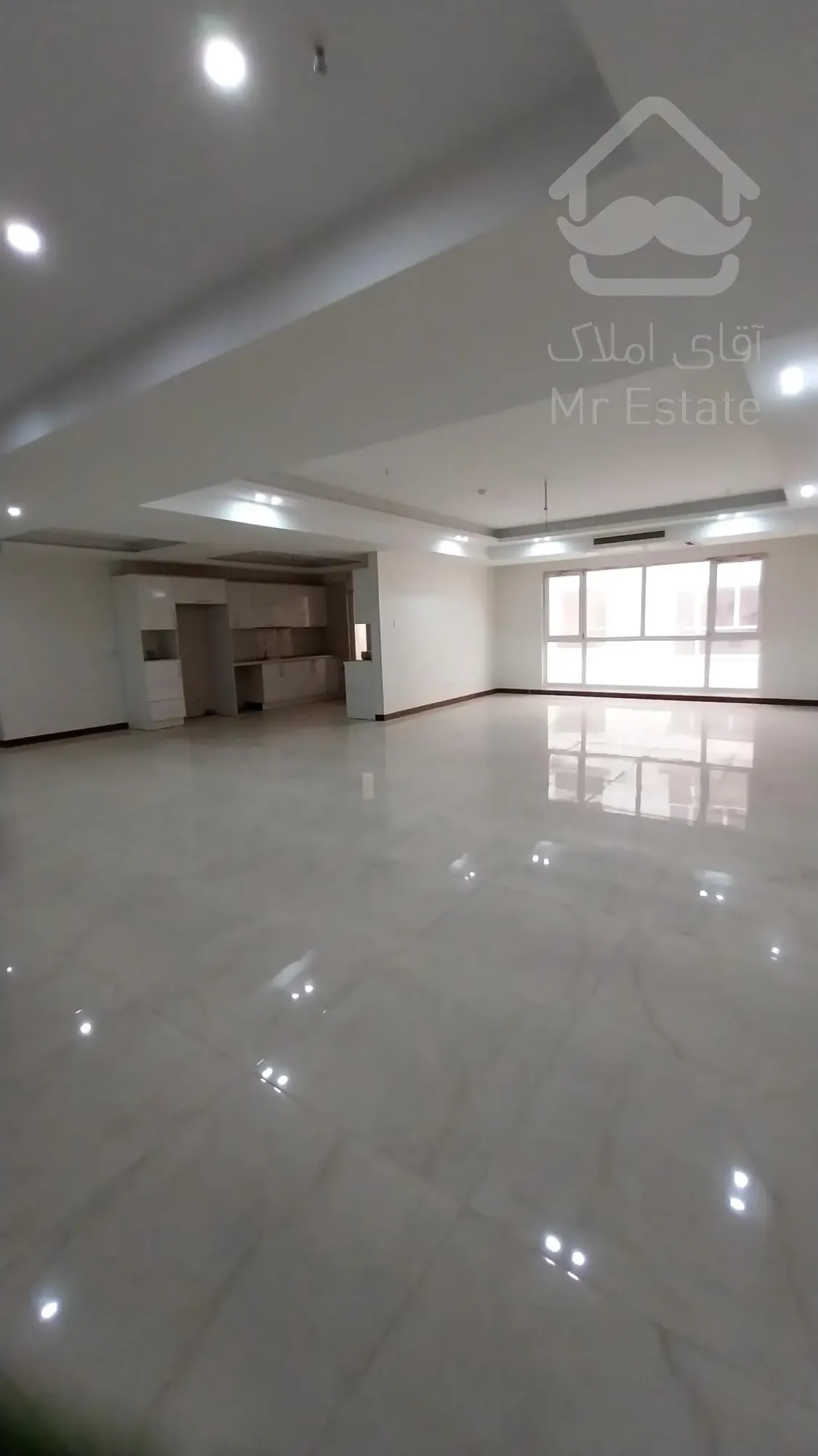 فروش آپارتمان 195 متری سه خواب در پاسداران