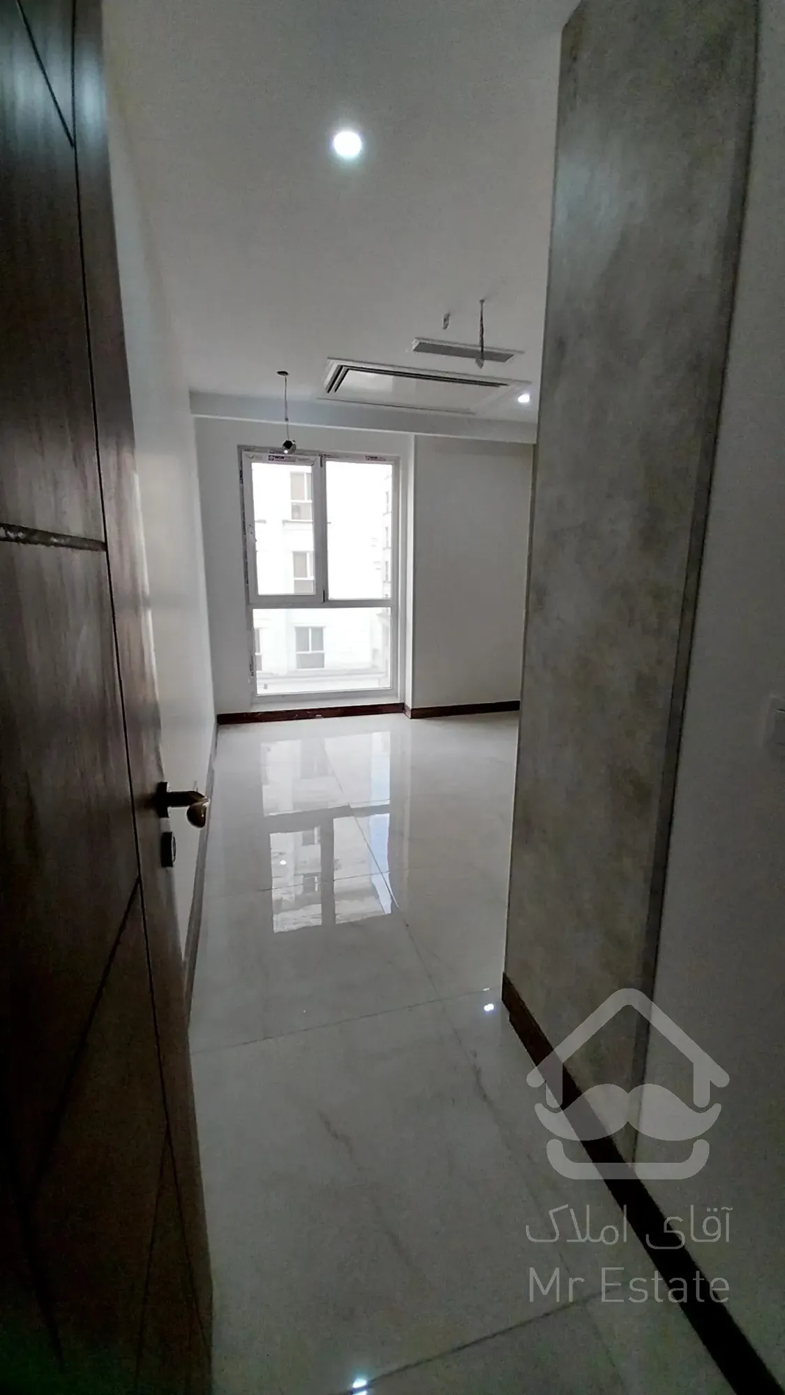 فروش آپارتمان 195 متری سه خواب در پاسداران