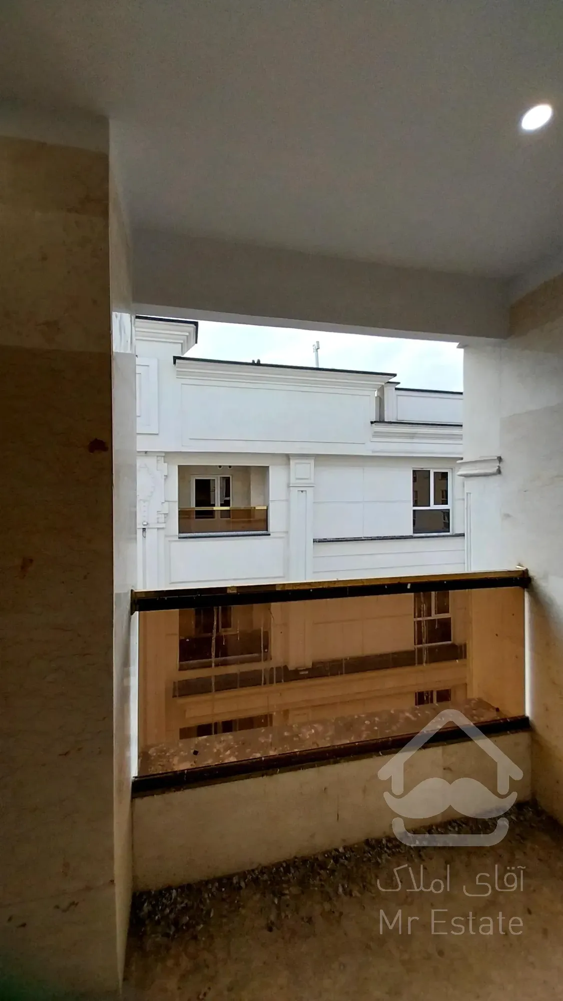 پیش فروش پروژه 121 متر مسکونی دردشت با  متریال عالی در بزرگراه رسالت