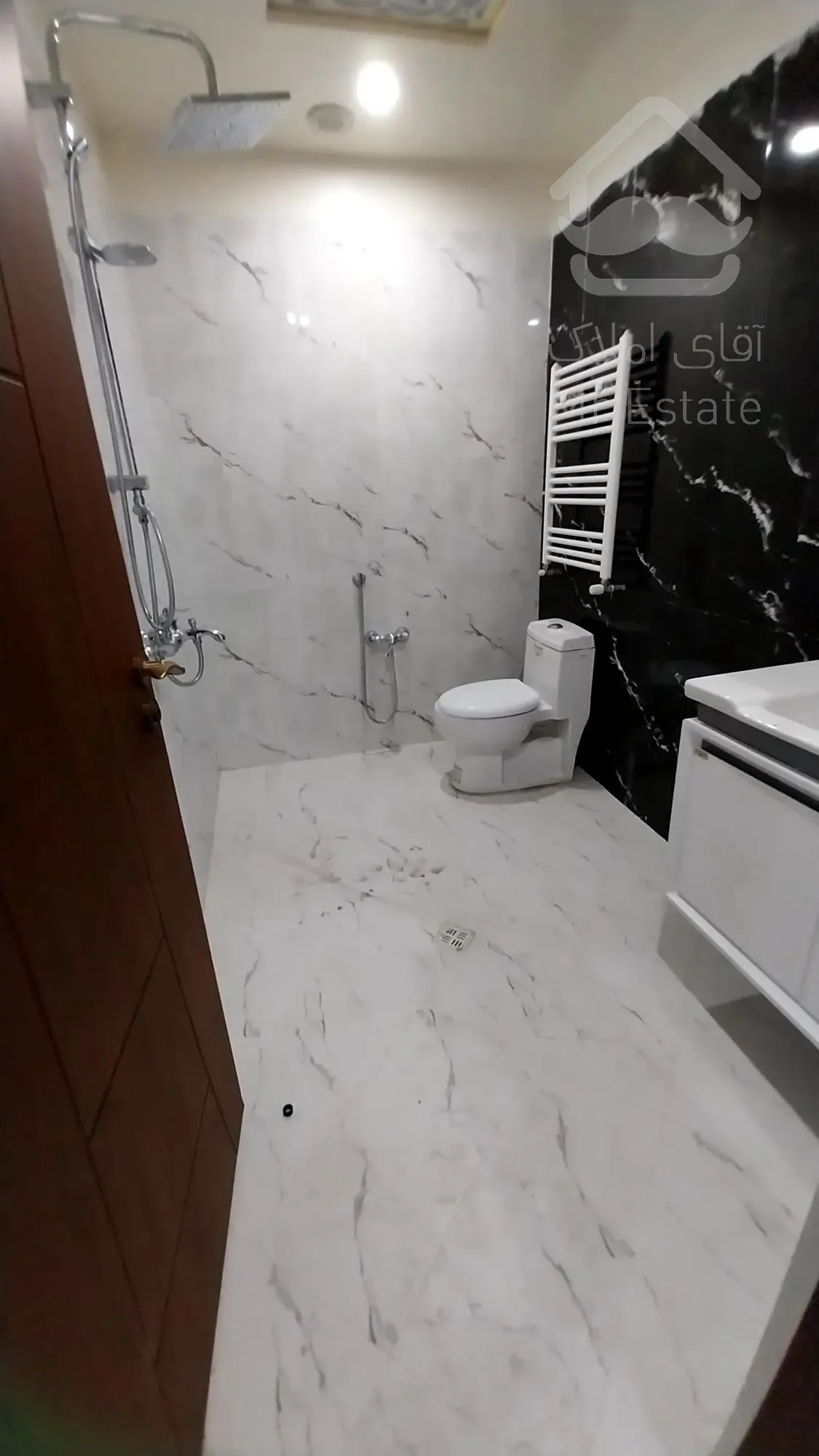 فروش واحد 176 متری 3 خواب در رونیکاپالاس هروی