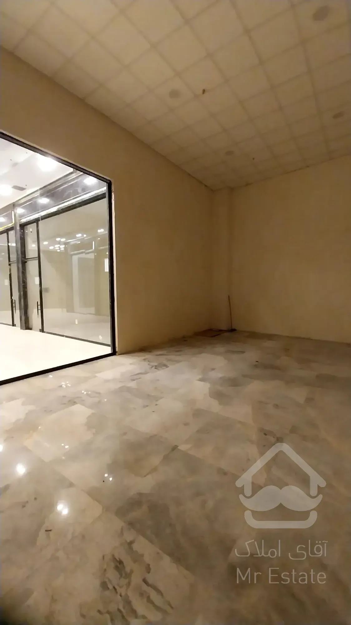 رهن و اجاره مغازه 67متری در رونیکامال هروی