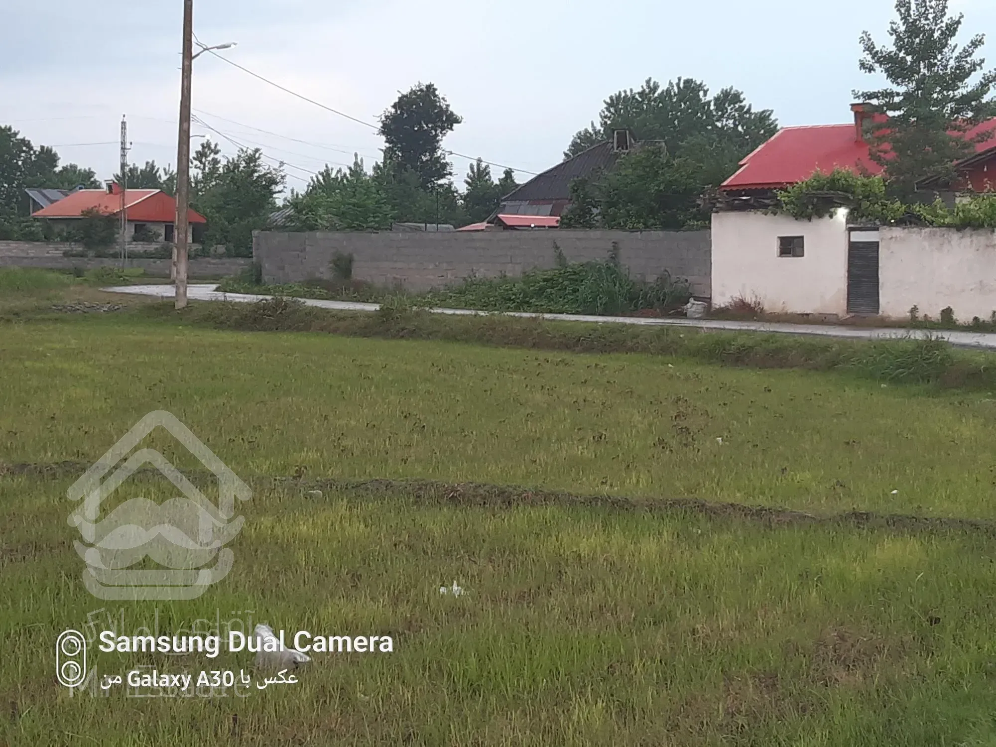 زمین مسکونی۲۵۰متری بحرآسفالت