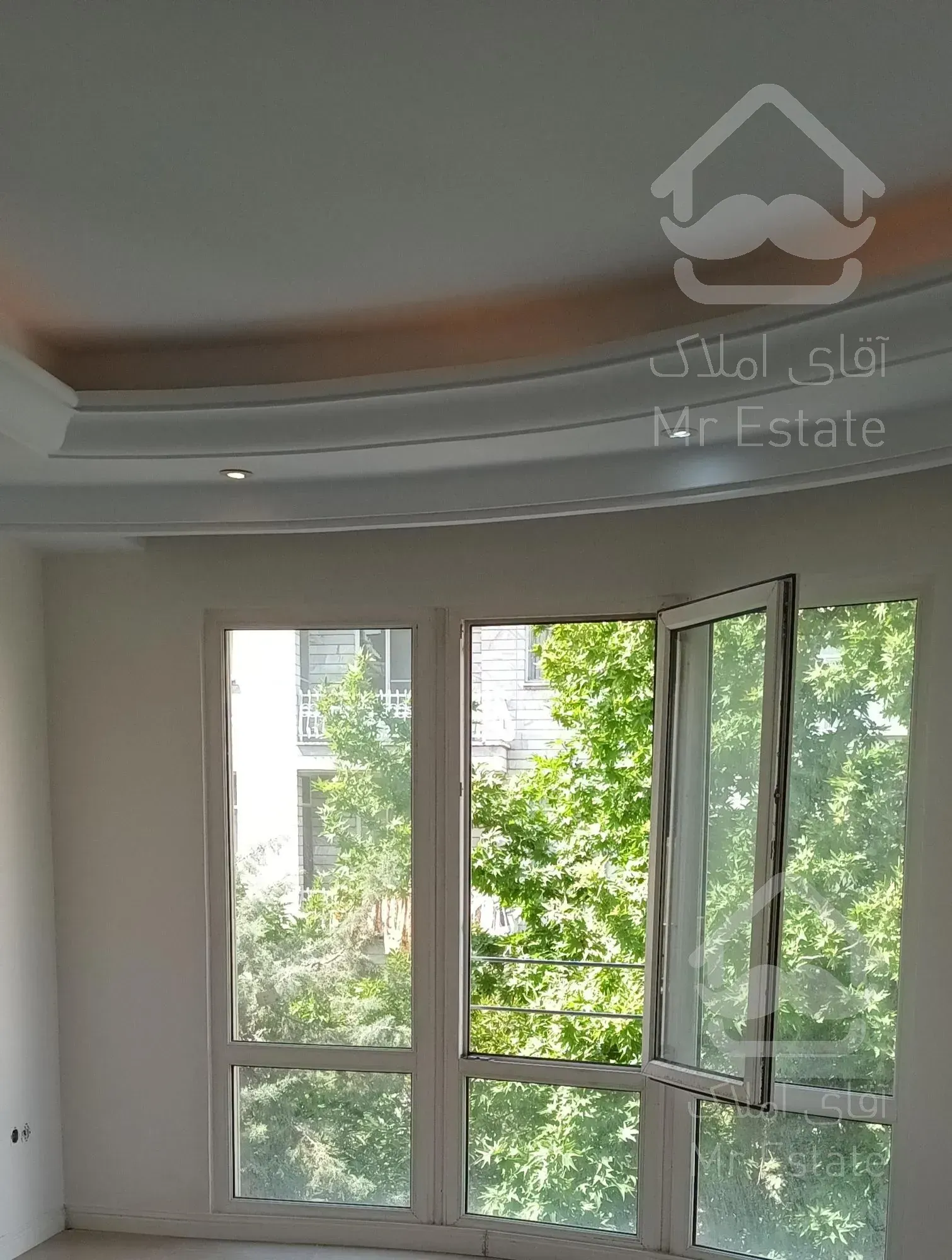 ۱۰۰متر دو خواب ویو باغ ولنجک