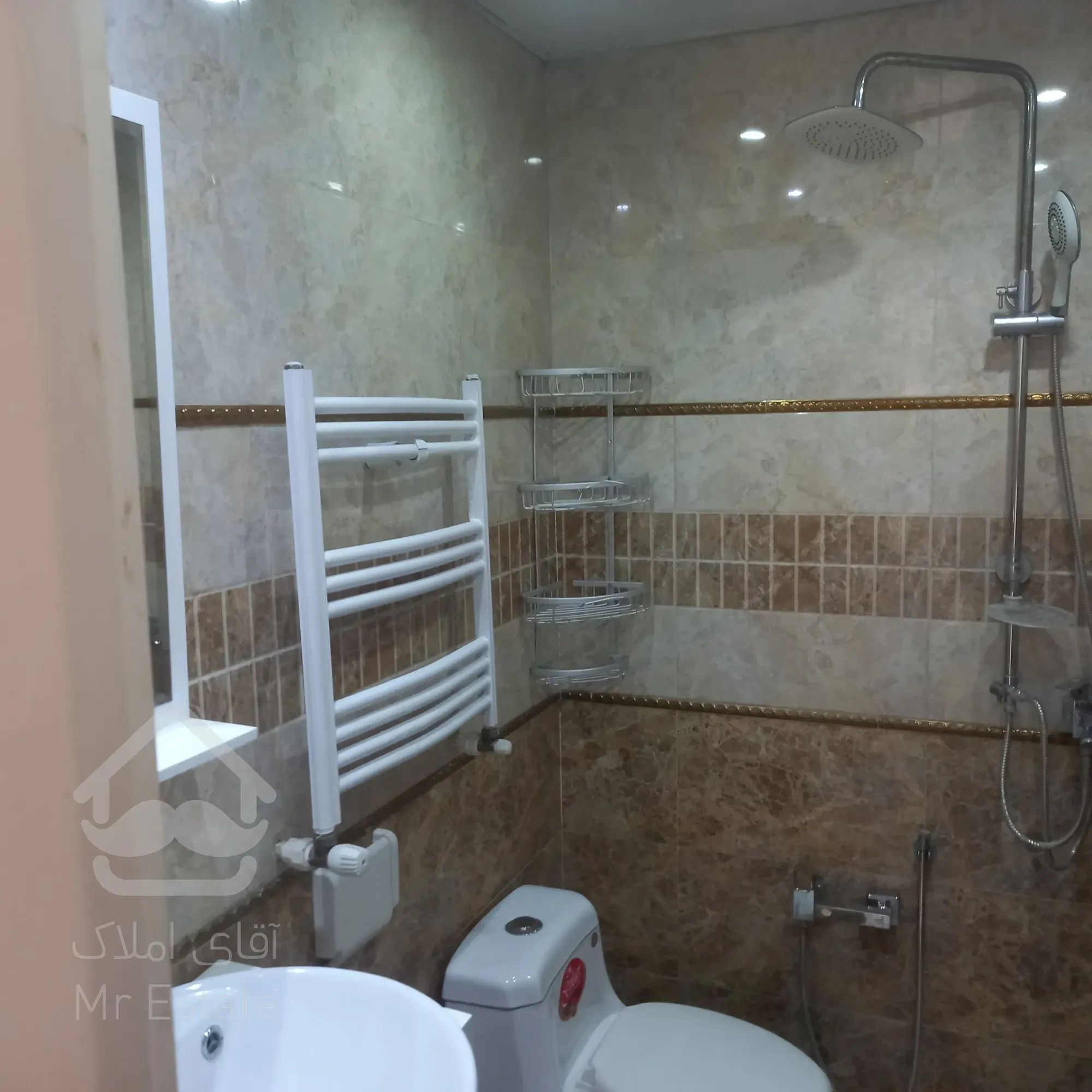 اجاره130 متری دیباجی