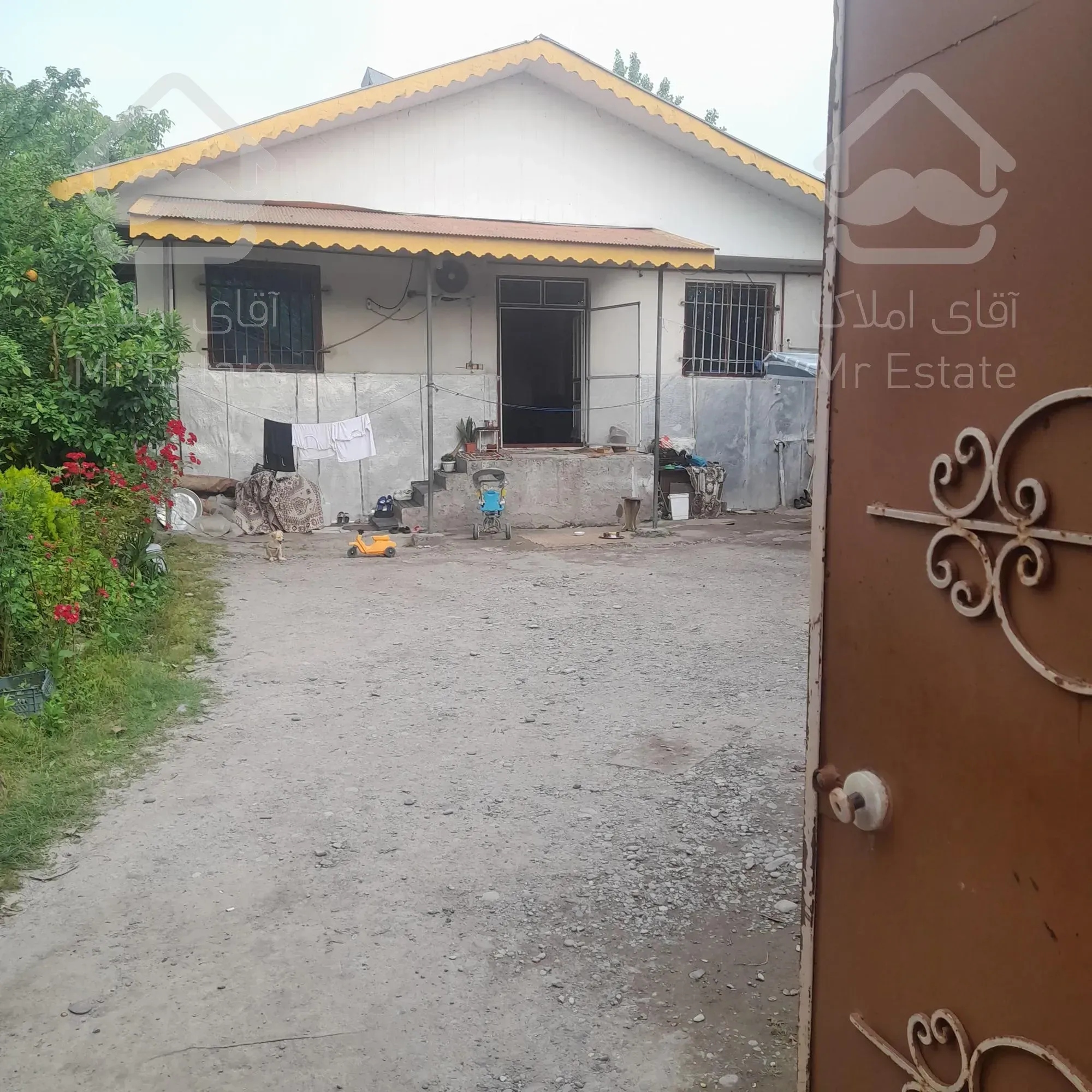 فروش ویلا ۴۰۰ متری بنا ۱۲۰ متر قیمت ۳۱۰۰۰۰۰۰۰۰