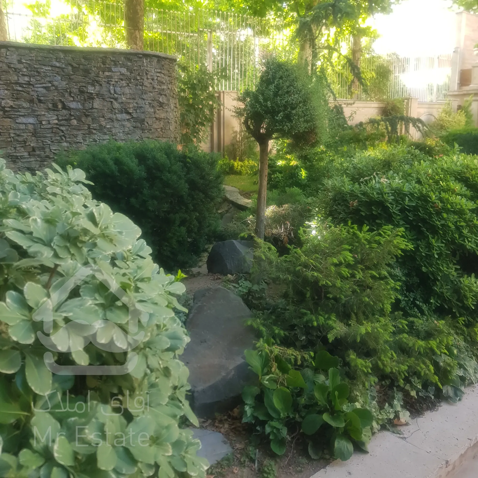 فروش کلنگی دو کله ۷۰۰متری نیاوران