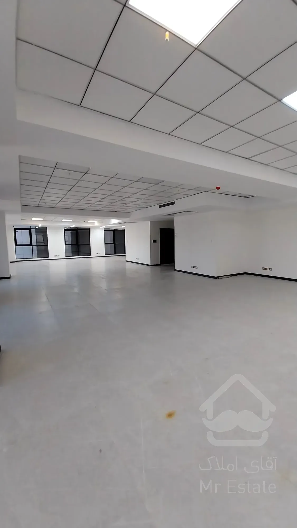 فروش دفتر اداری 190 متری فلت در غرب تهران