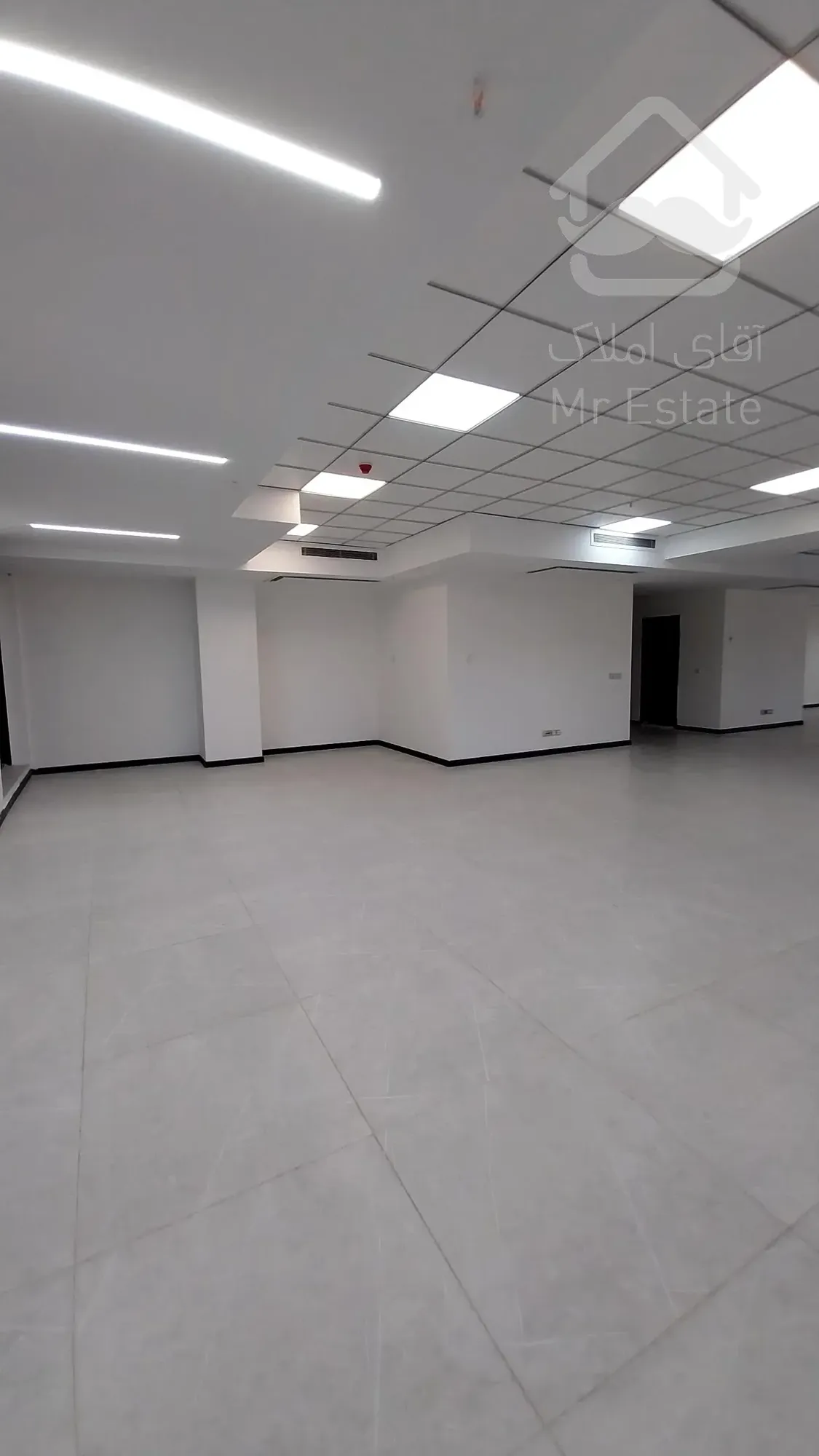 فروش واحد اداری لوکس  171 متری