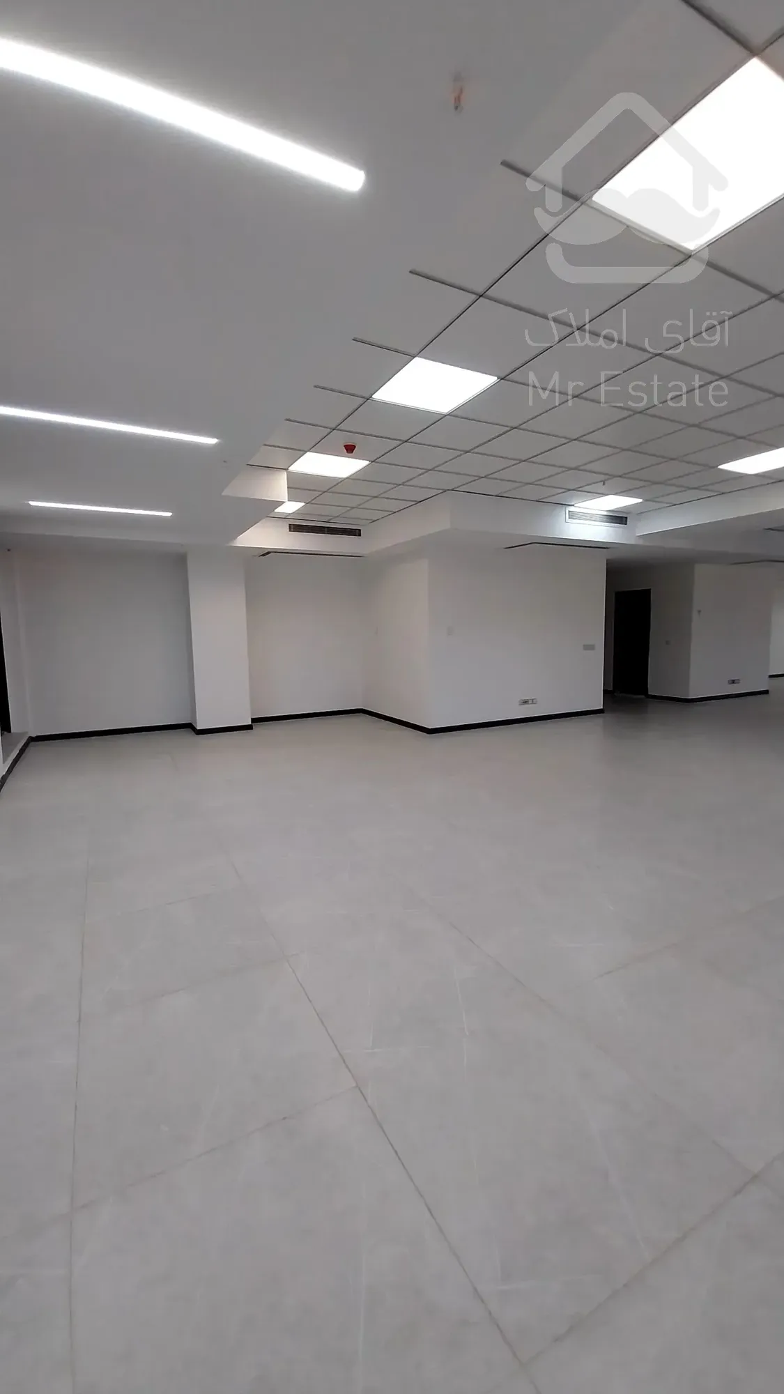 فروش دفتر اداری 190 متری فلت در غرب تهران