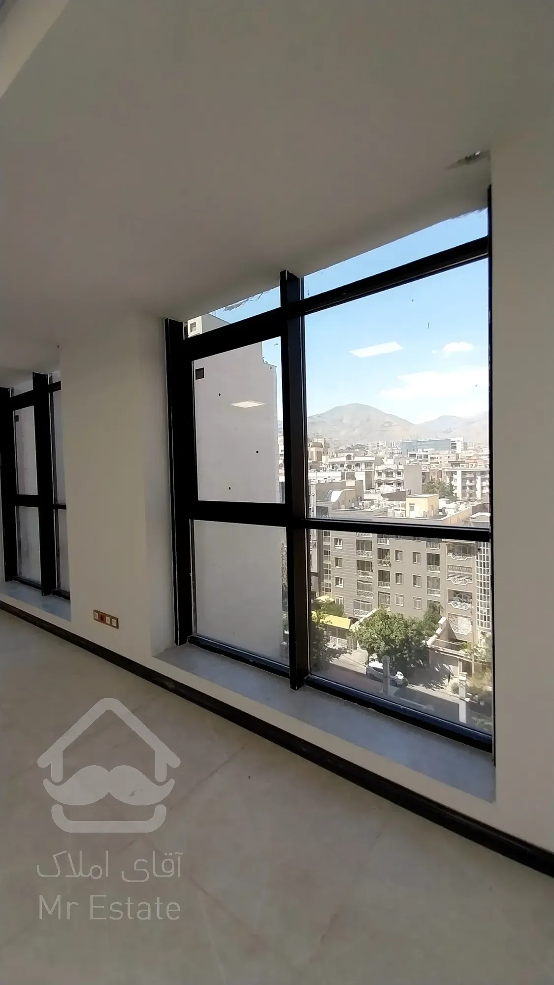 فروش دفتر اداری 190 متری فلت در غرب تهران