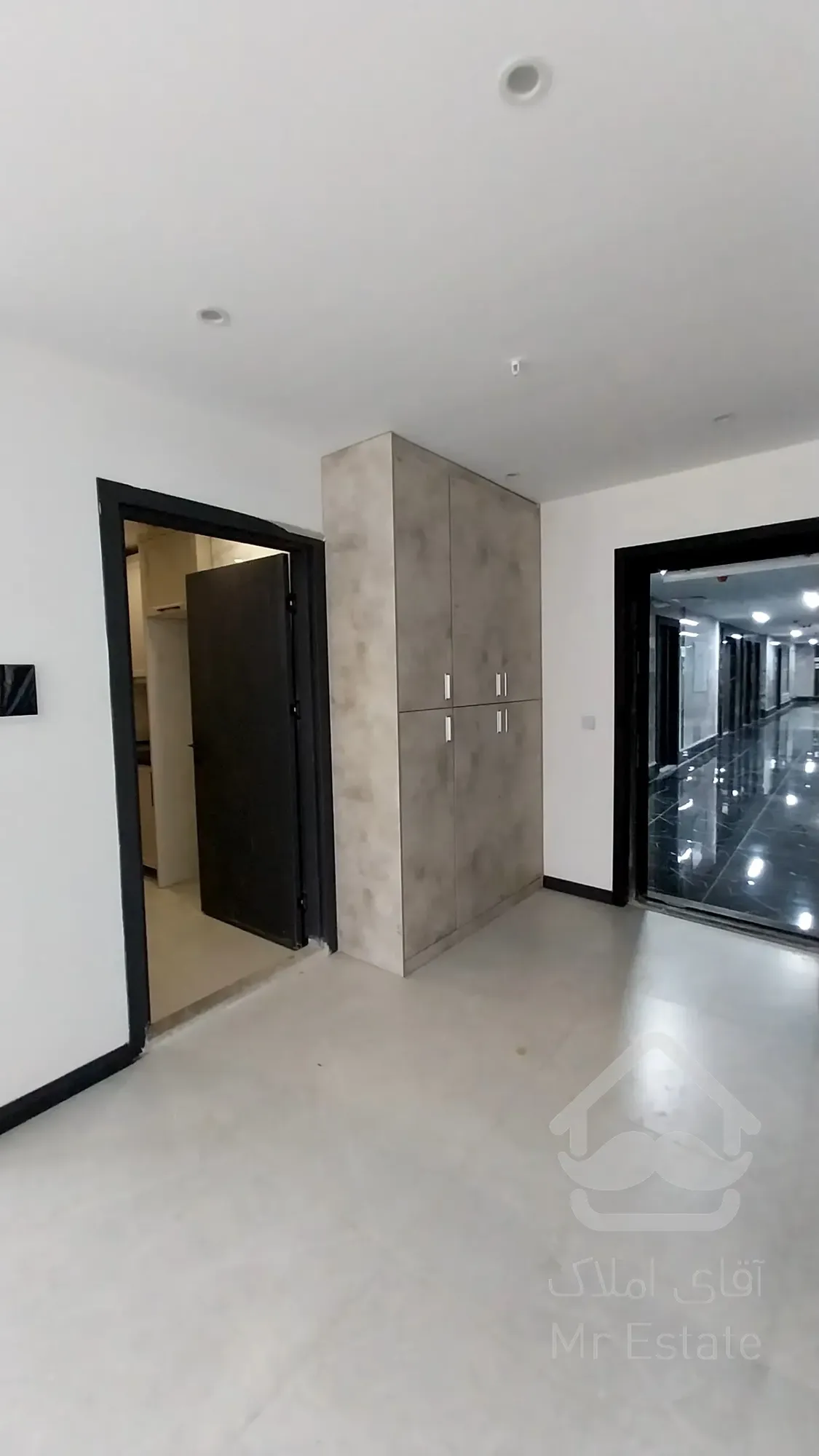 فروش دفتر اداری 190 متری فلت در غرب تهران