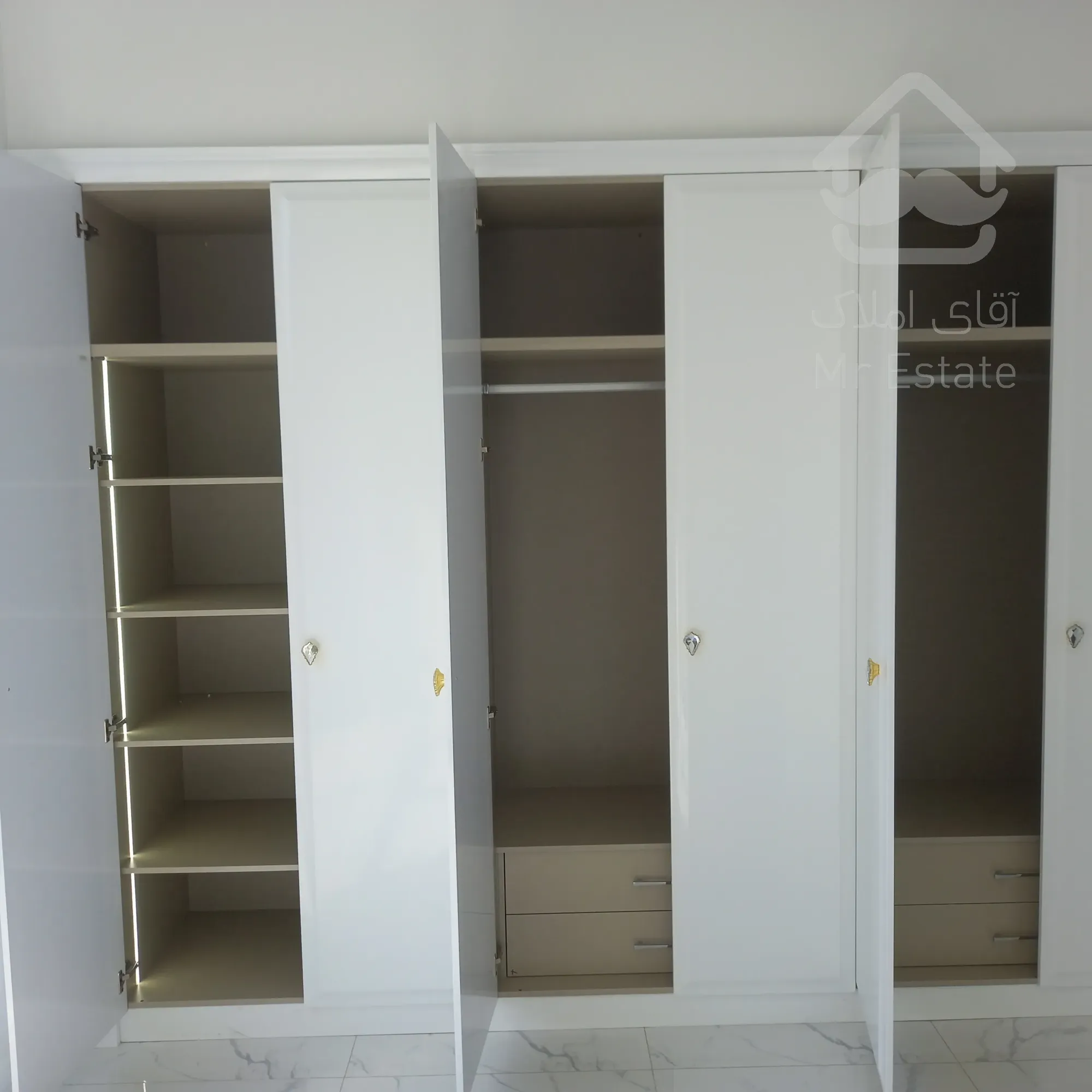 اجاره130 متری دیباجی