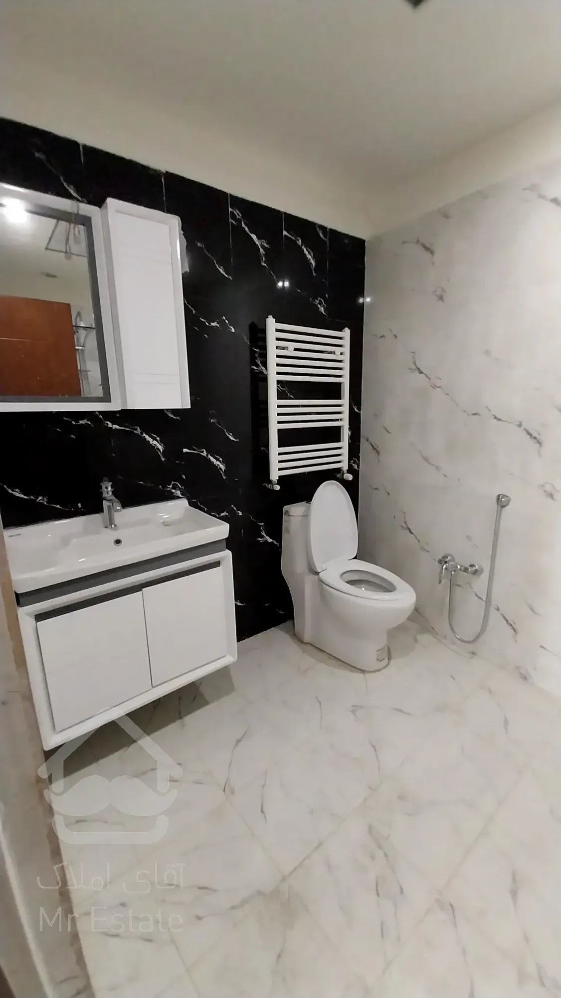 روش 197متری سه خواب هروی فول امکانات