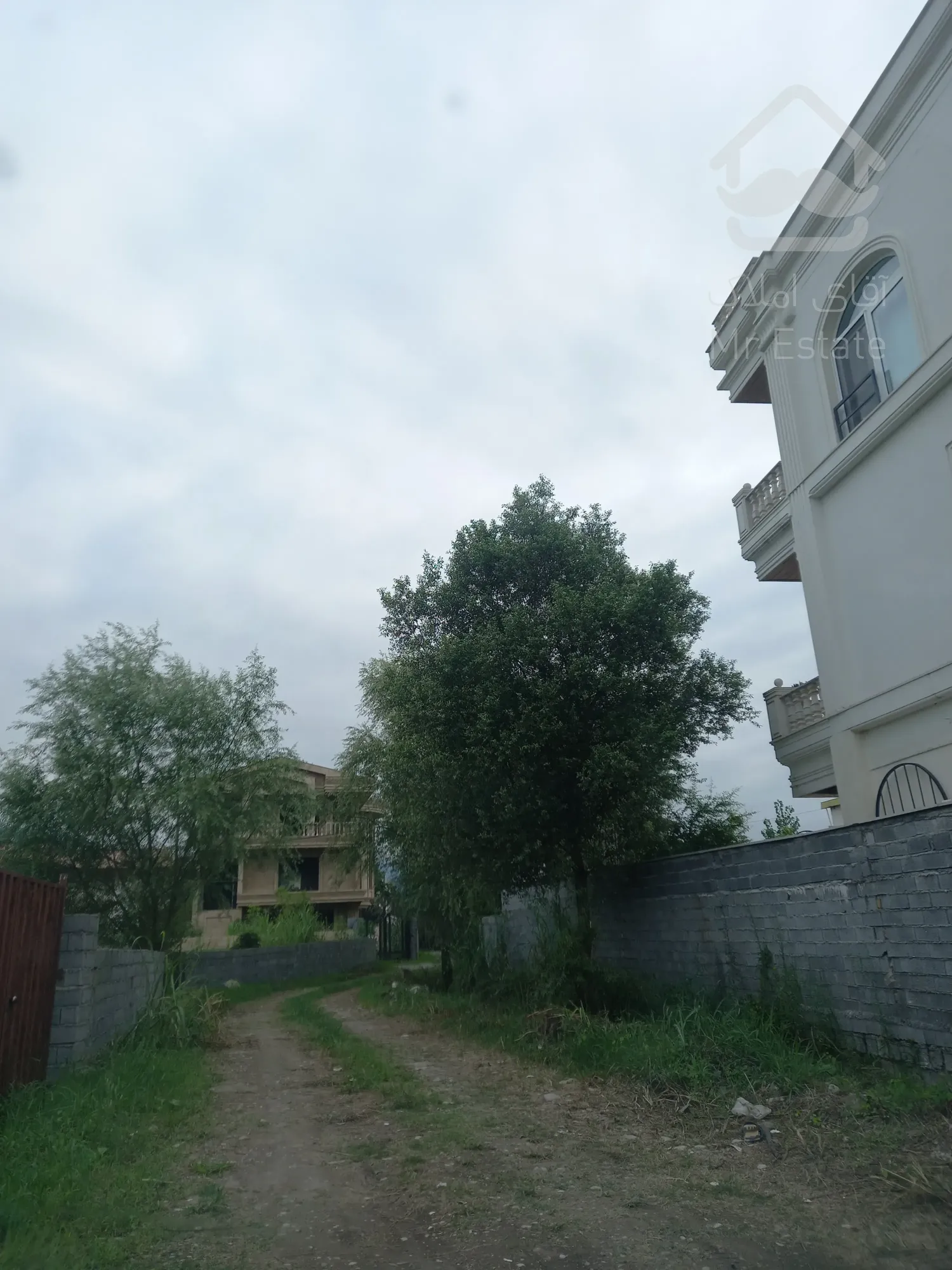 ۳۲۵ متر زمین نوشهر