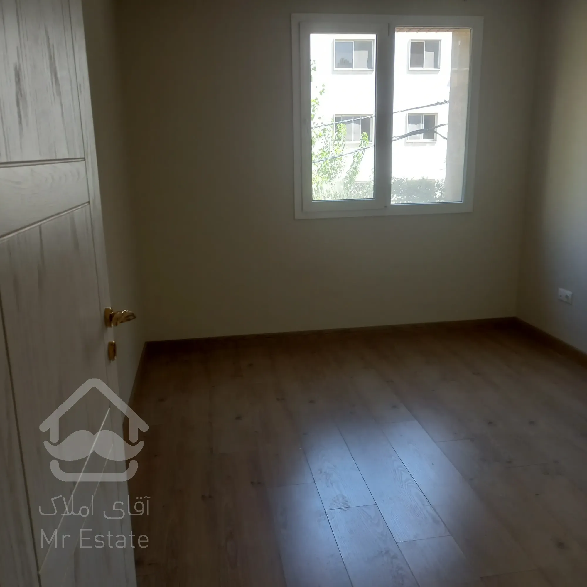 فروش 90 متری