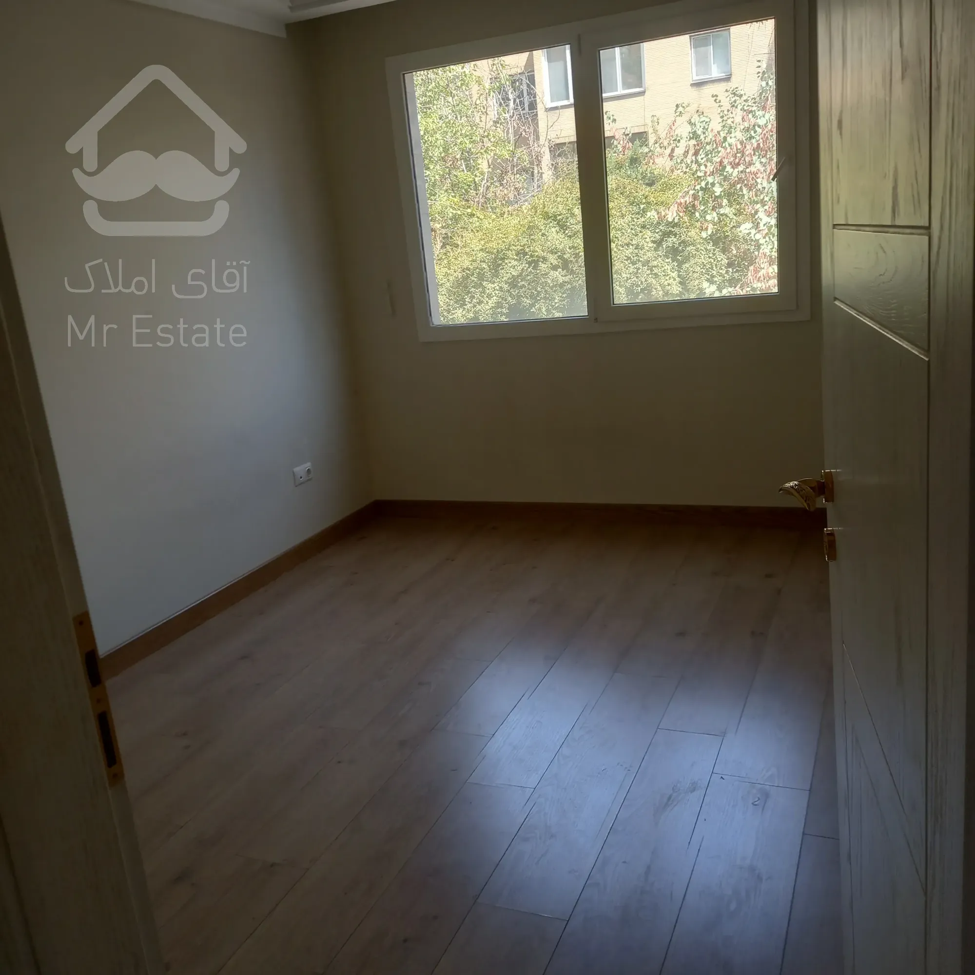 فروش 90 متری