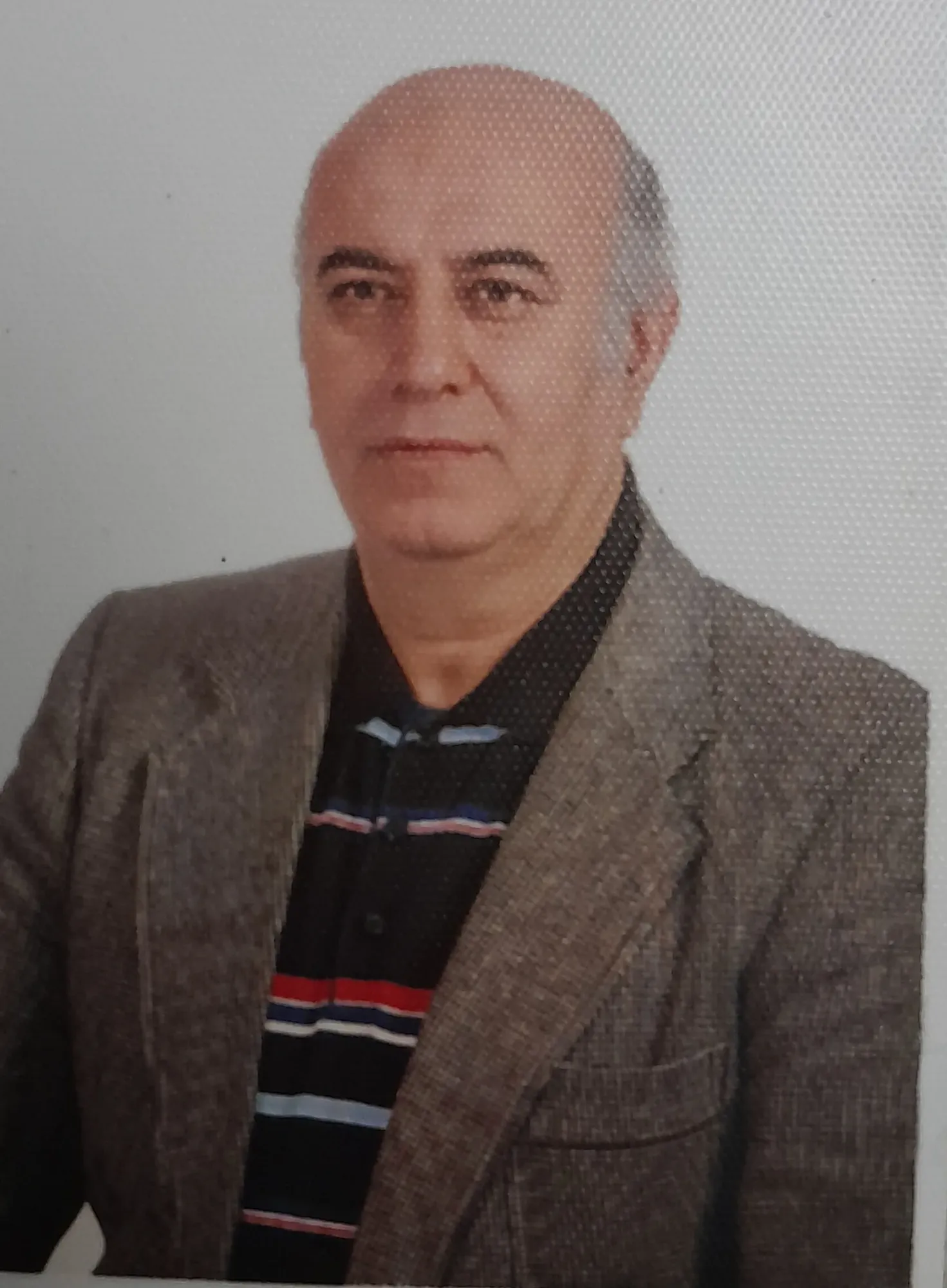 اسماعیل برناکی