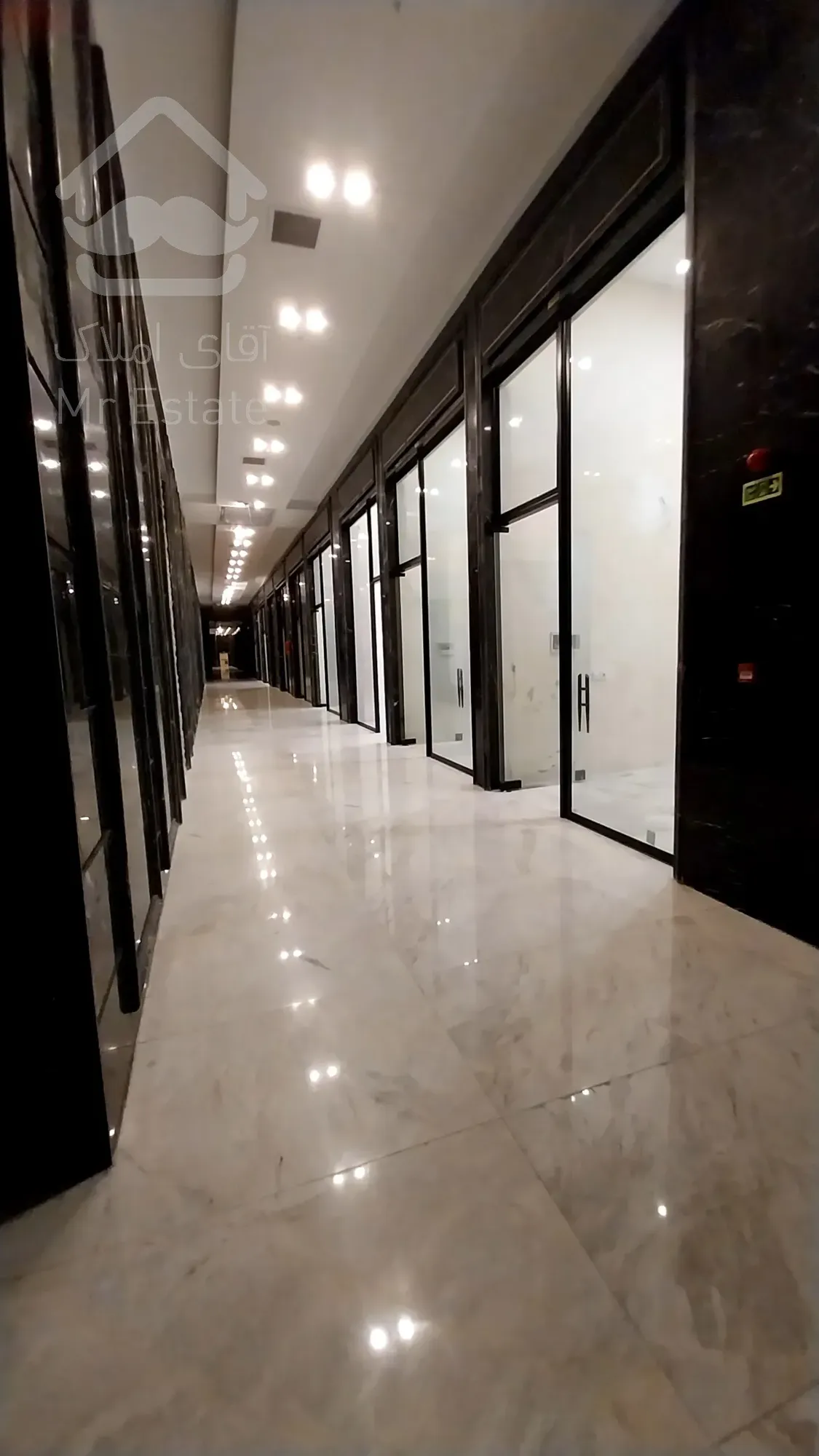 رهن و اجاره مغازه 69متری در رونیکامال هروی