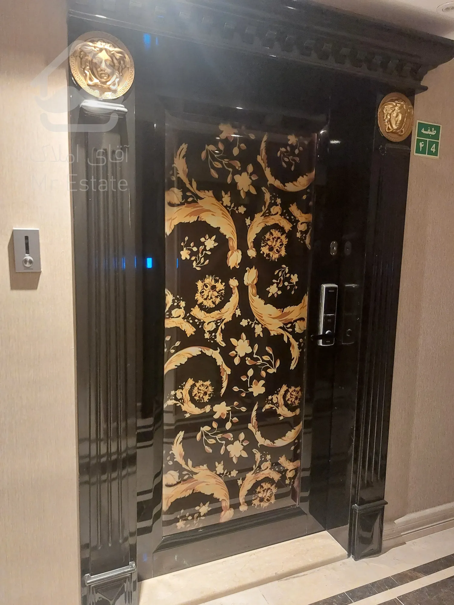 فروش 200 متر مسکونی پاسداران