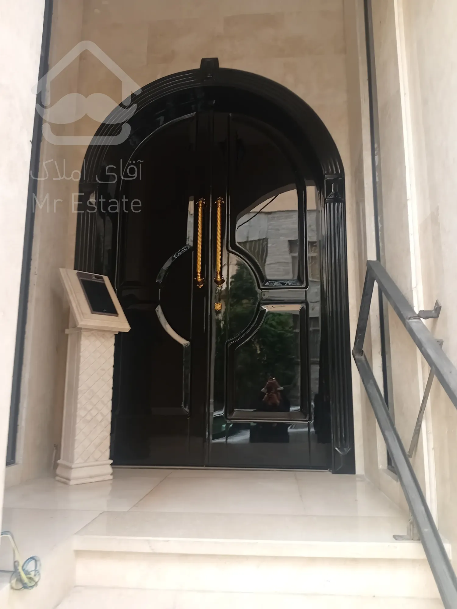 فروش واحد مسکونی 110 متری رونیکاپالاس سئول