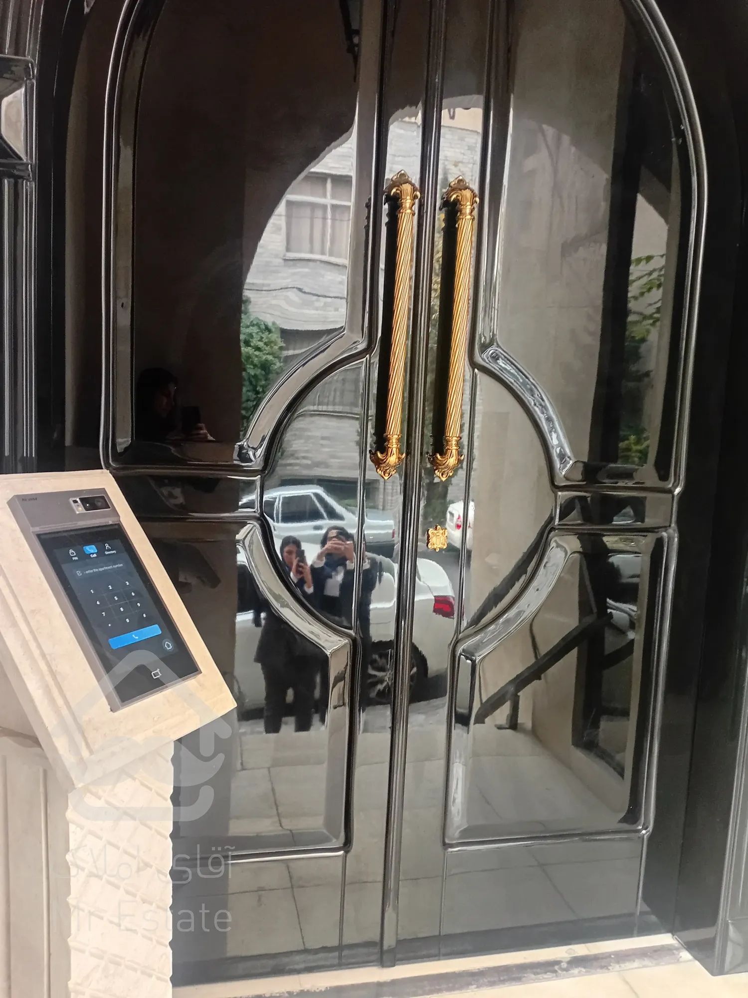 فروش واحد مسکونی 110 متری رونیکاپالاس سئول