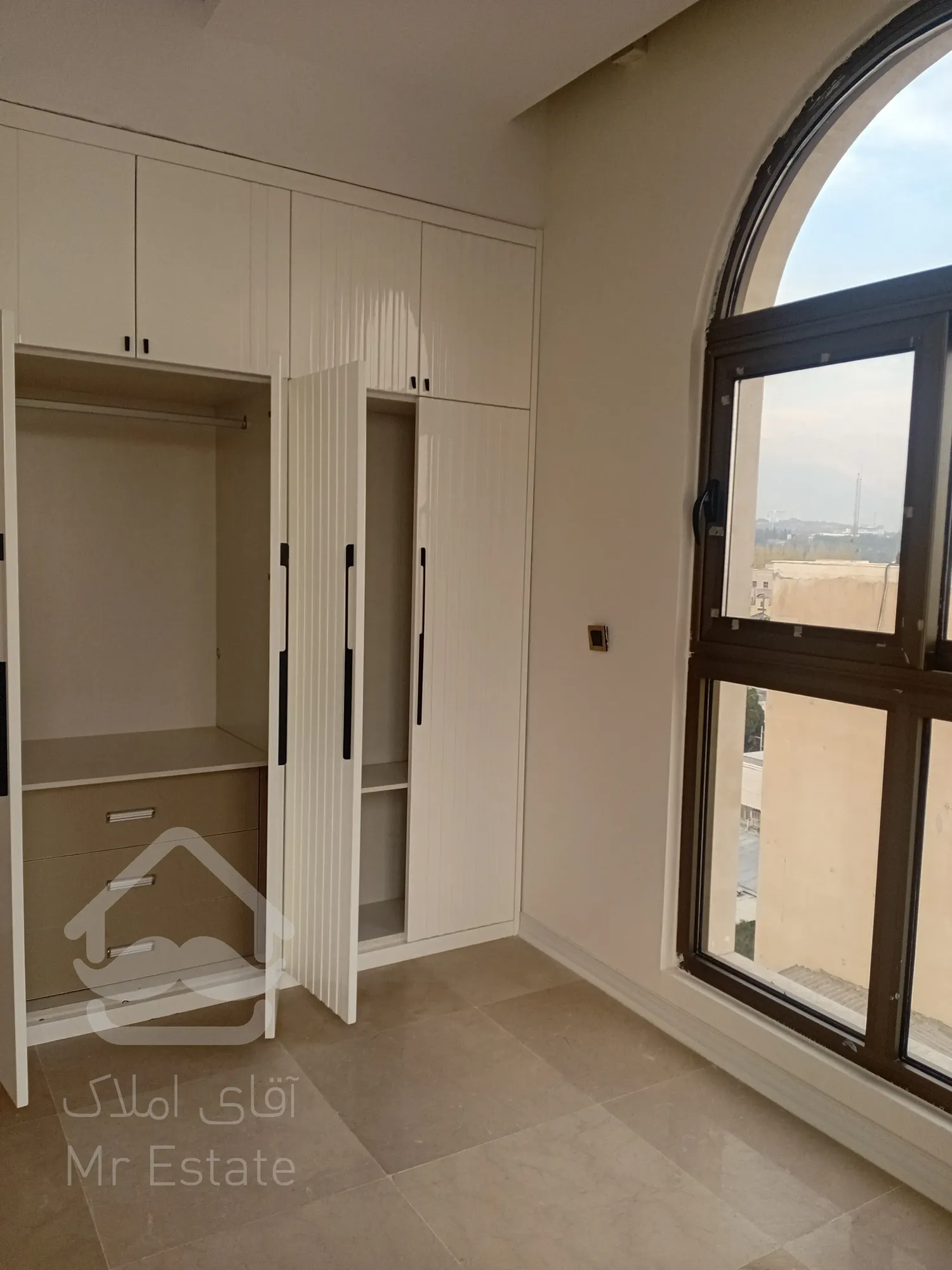 فروش واحد مسکونی 110 متری سئول