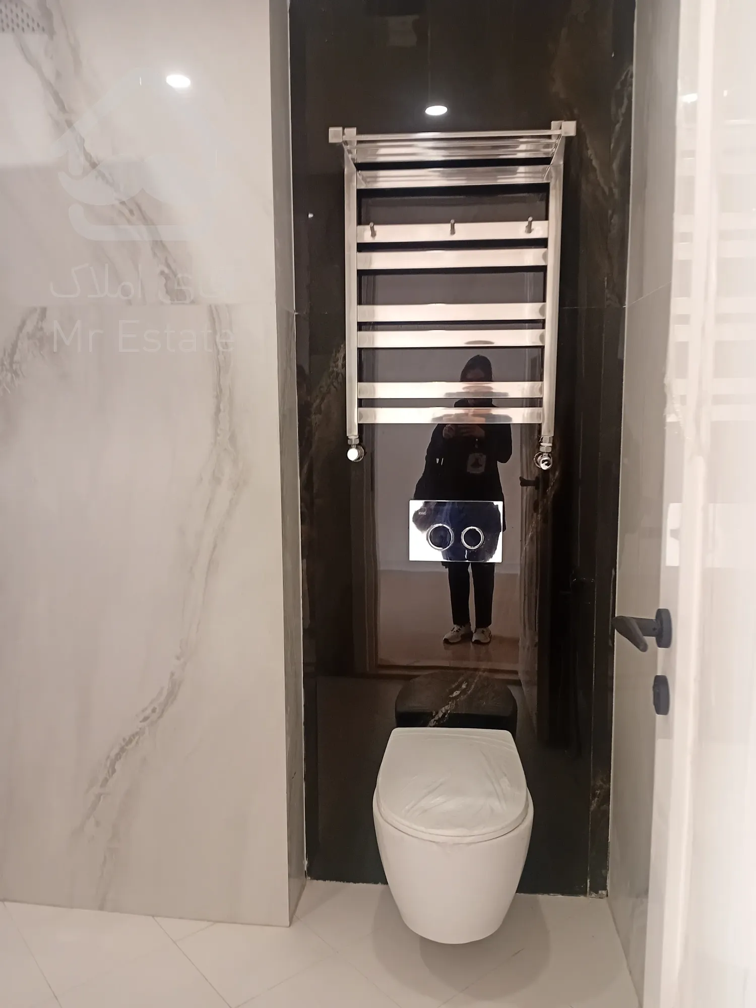 فروش واحد مسکونی 110 متری رونیکاپالاس ونک