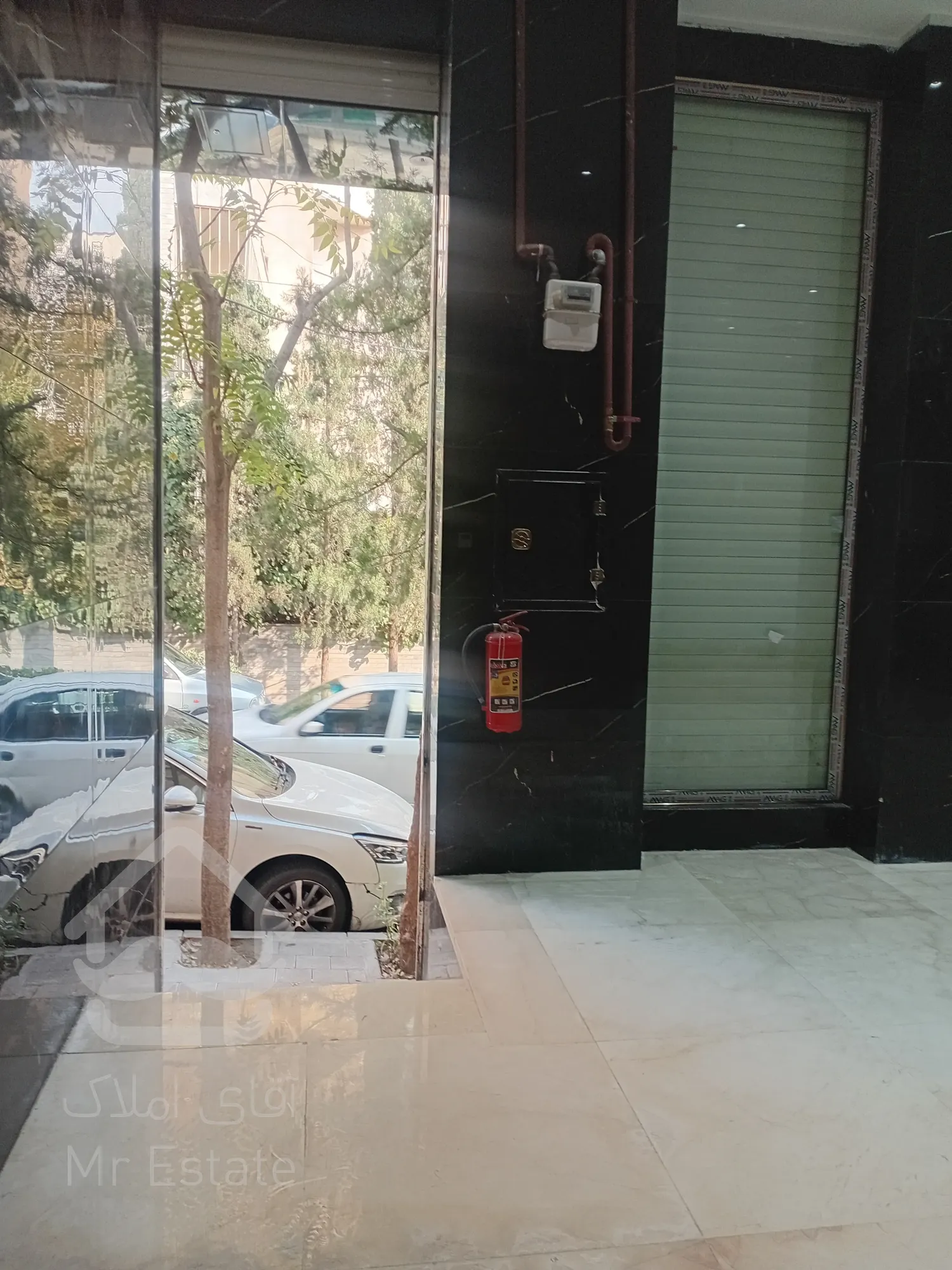 فروش واحد مسکونی 110 متری رونیکاپالاس ونک