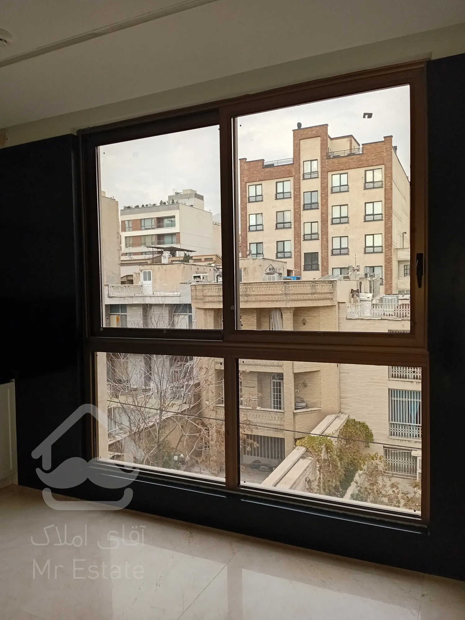 فروش یکجا 5 واحد مسکونی و 2 واحد تجاری در سئول