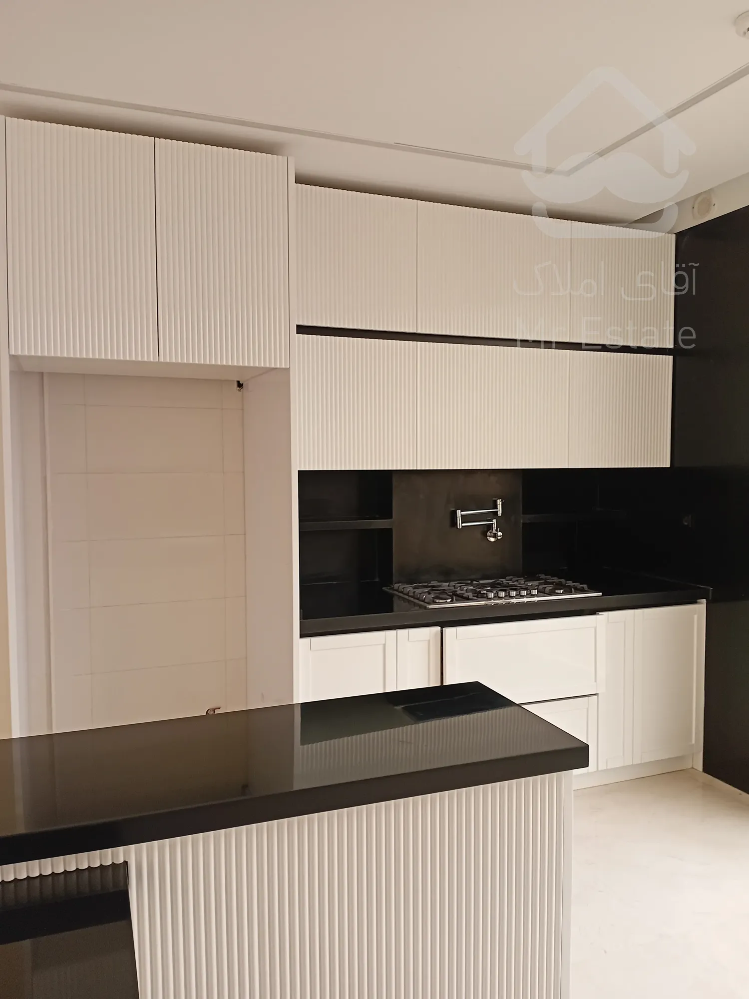 فروش یکجا آپارتمان ها و واحدهای تجاری در آرارات