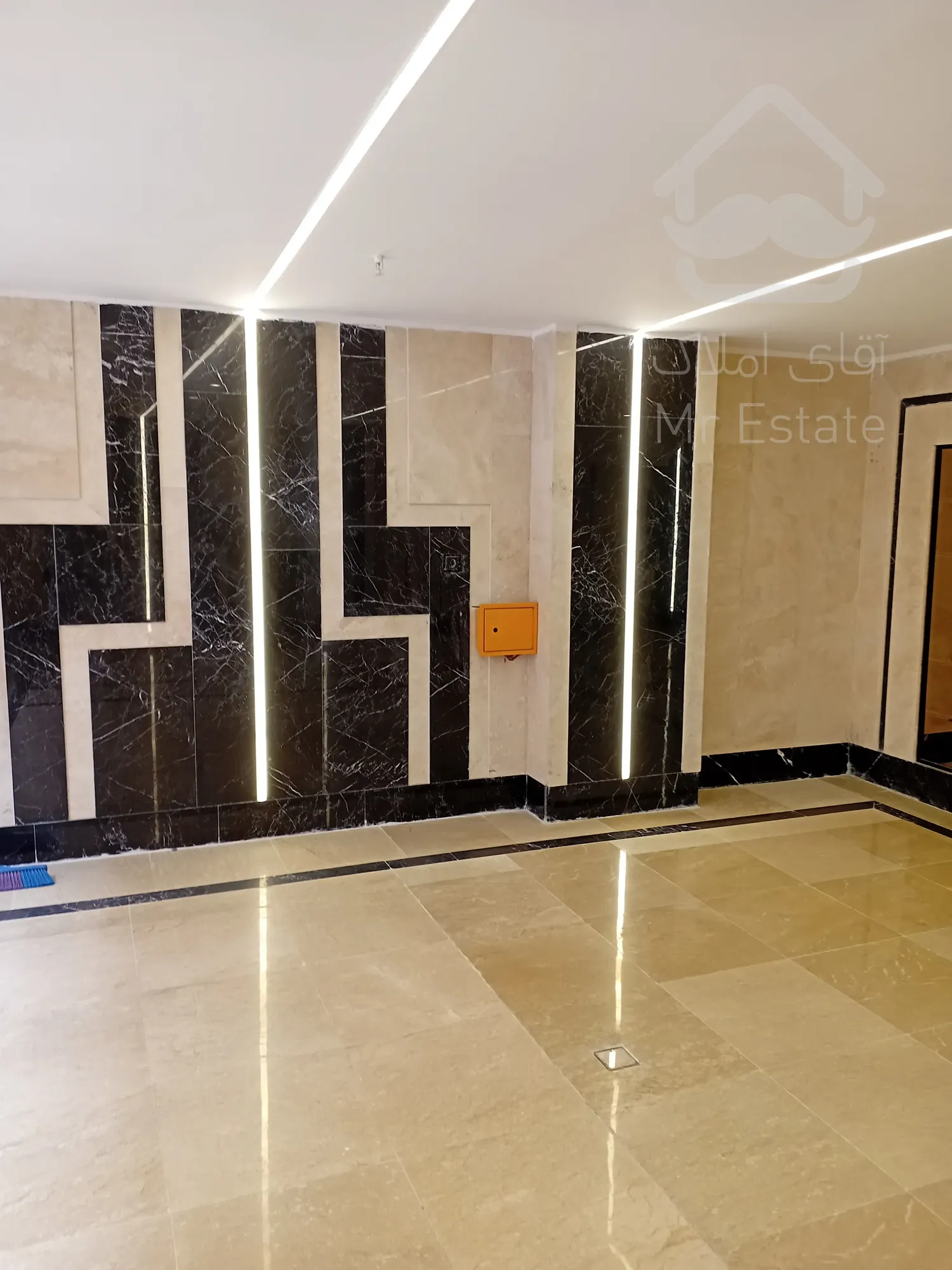 فروش یکجا 5 واحد مسکونی و 2 واحد تجاری در سئول