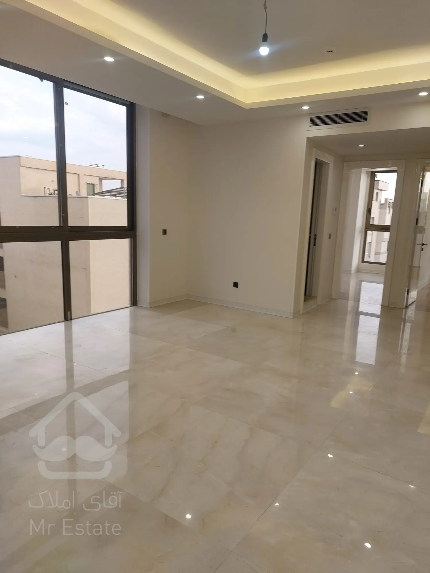 فروش واحدی نورگیر در بهترین لوکیشن