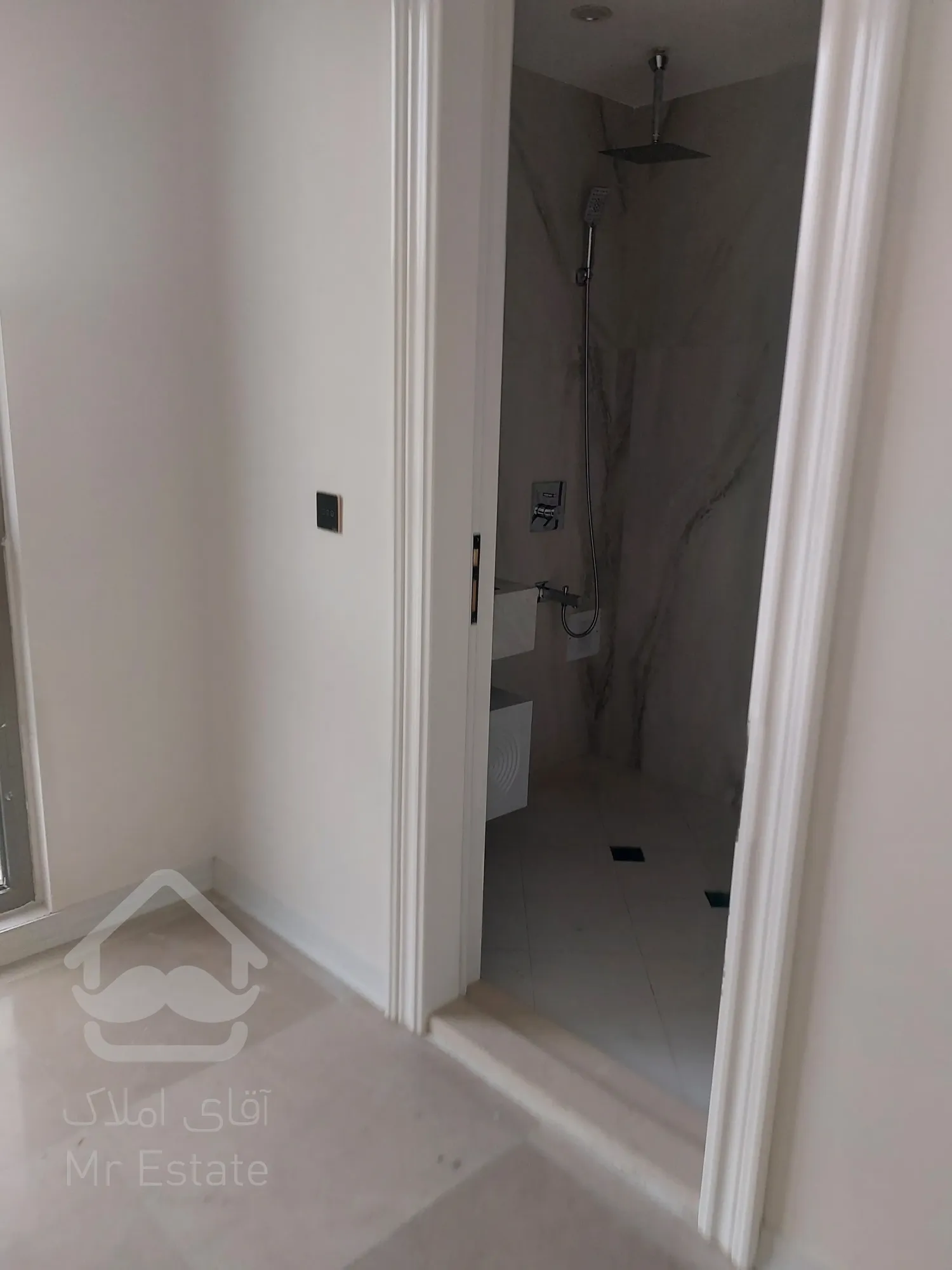 فروش واحدی 111متری در منطقه3 تهران