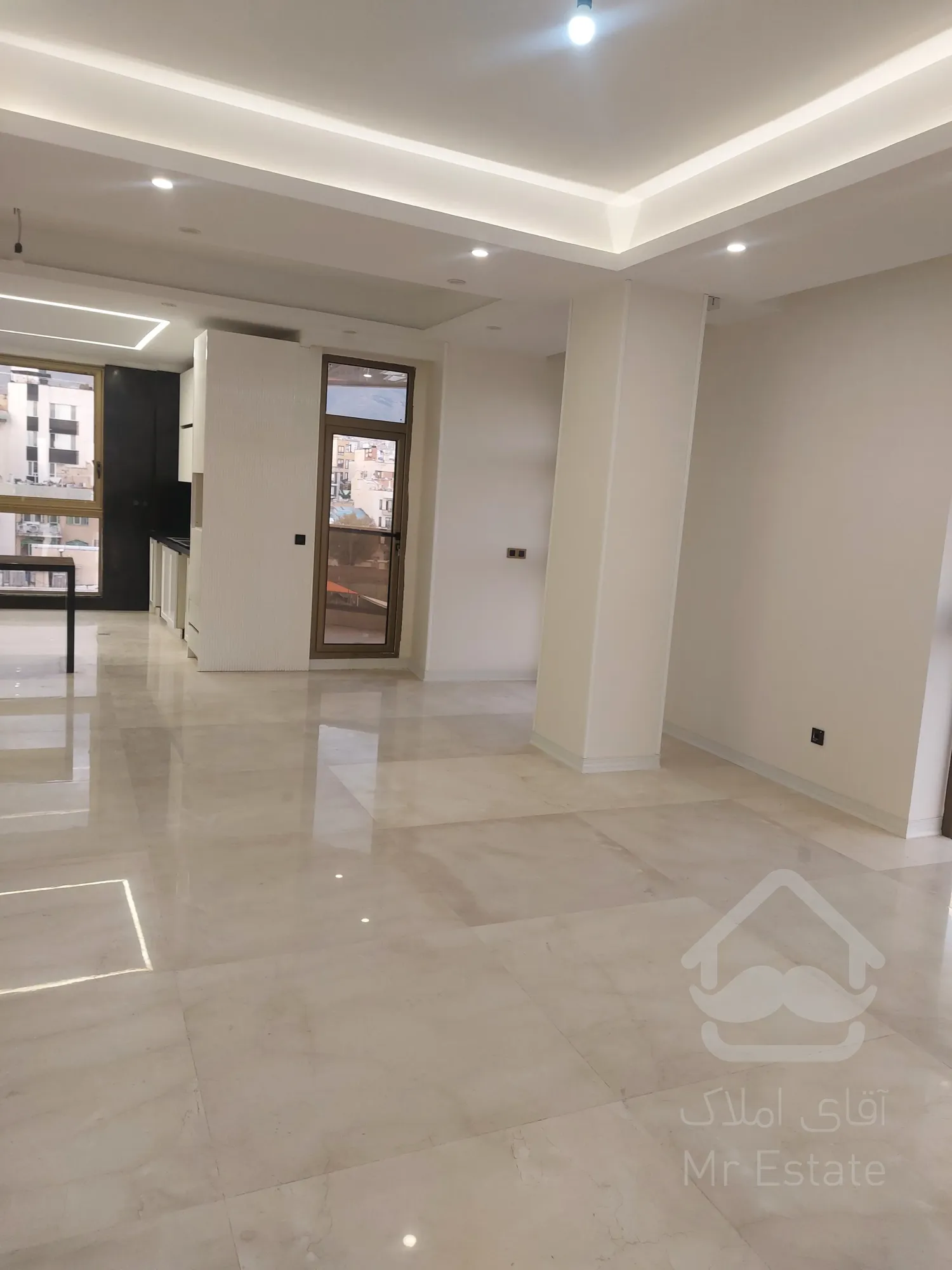 فروش واحدی نورگیر در بهترین لوکیشن