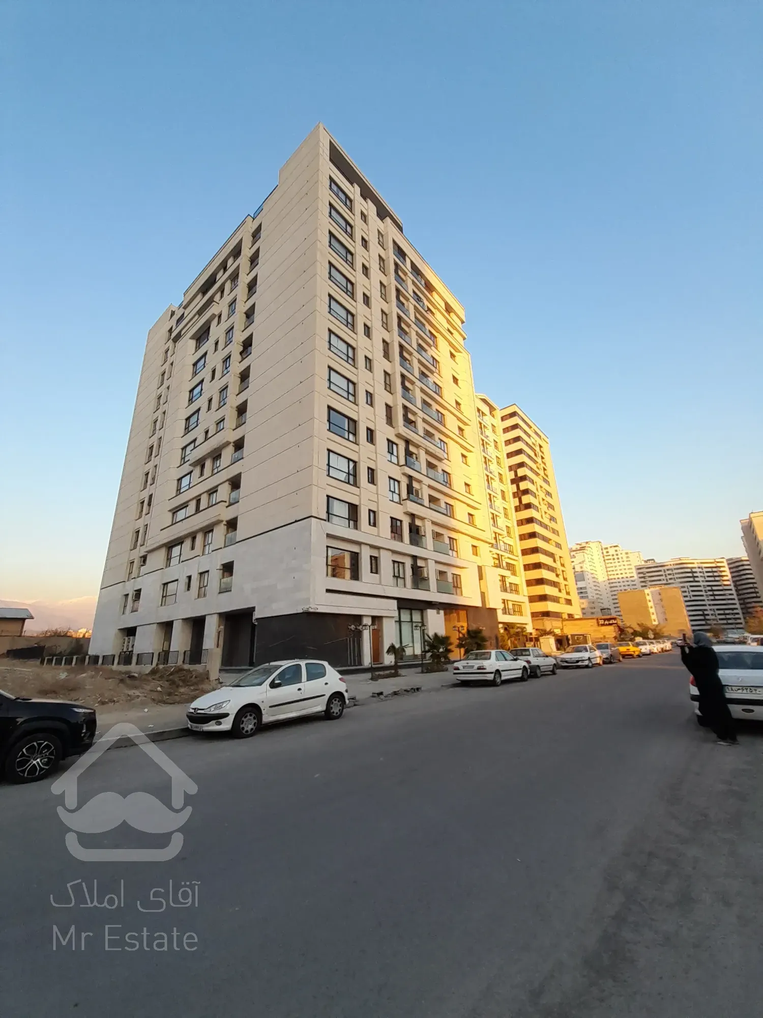 پیش فروش واحد در لوکس ترین  منطقه ۲۲