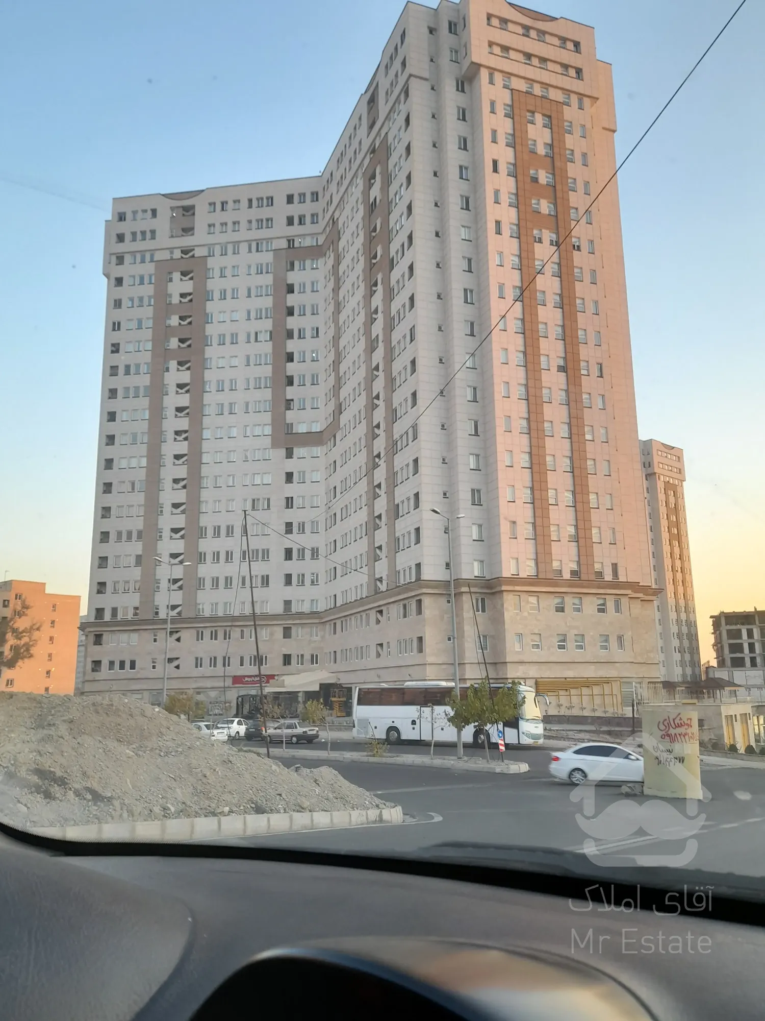 فروش آپارتمان در بهترین لوکیشن منطقه ۲۲