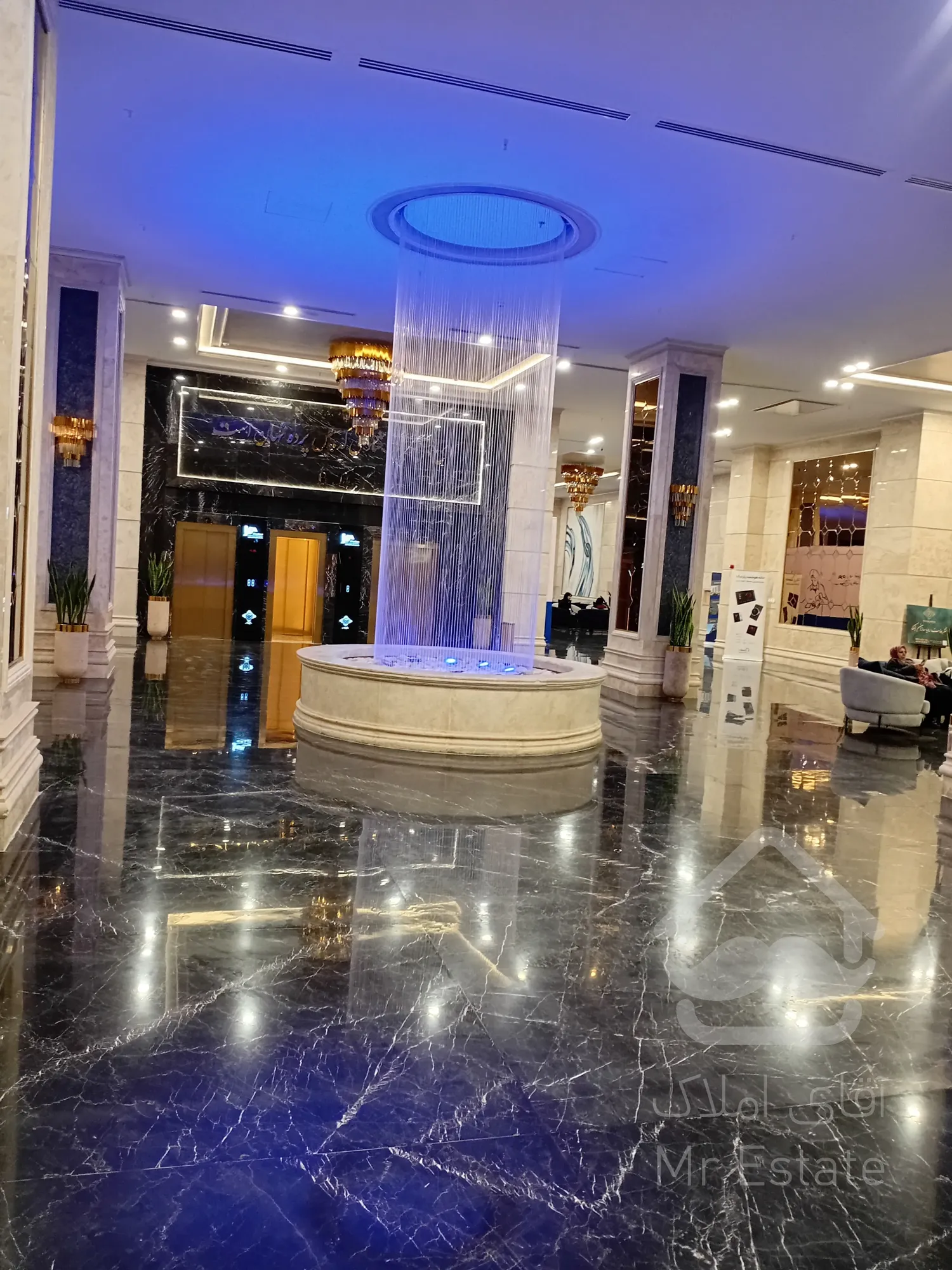 پیش پرداخت تنها با 20% در مجتمع اداری تجاری میرزا بابایی